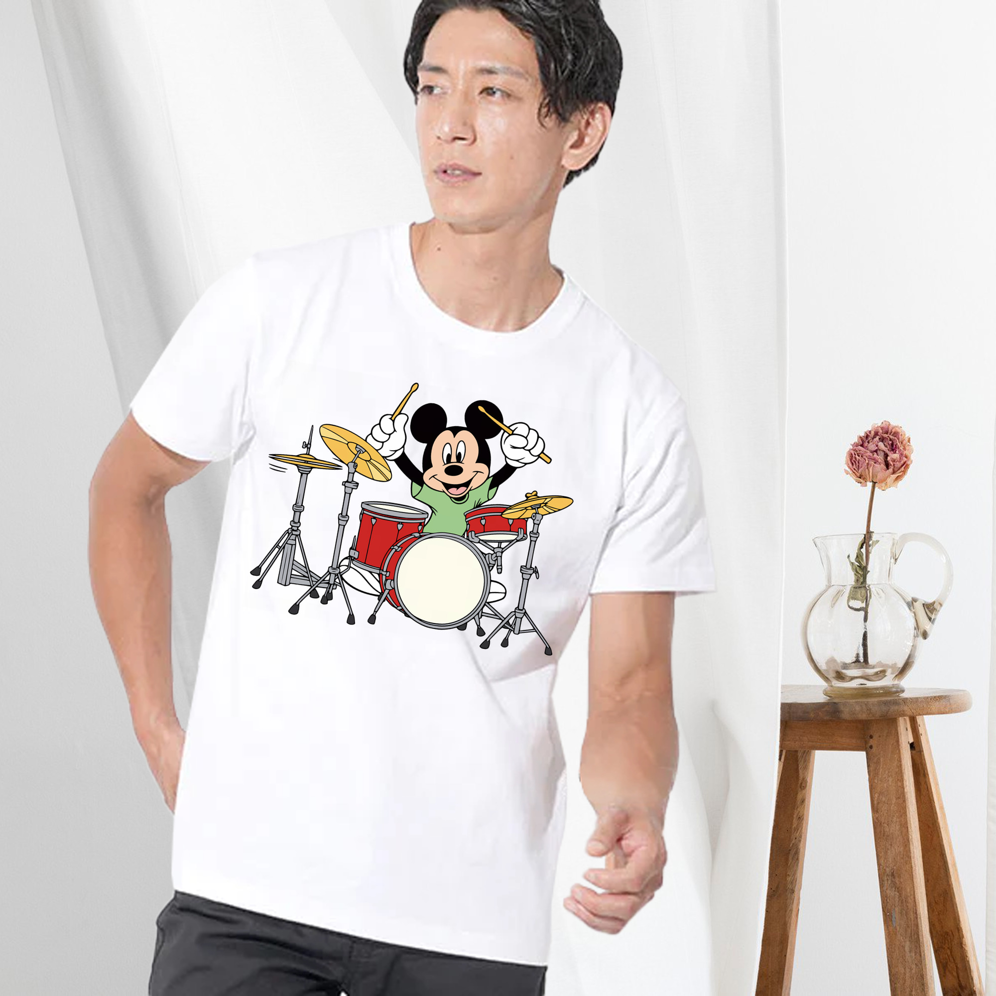 ミッキーマウス Mickey Mouse 綿100％ メンズ半袖Tシャツ｜肌触りやわらか＆通気性