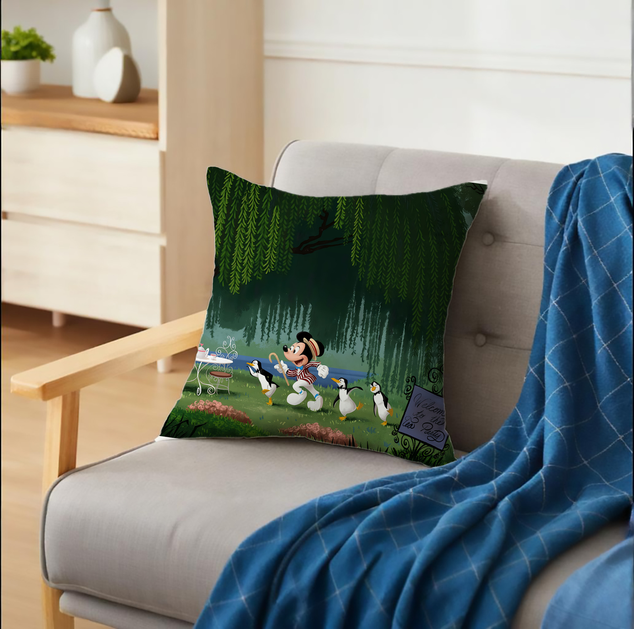 ミッキーマウス Mickey Mouse クッションカバー＆本体セット（ポリエステル素材）