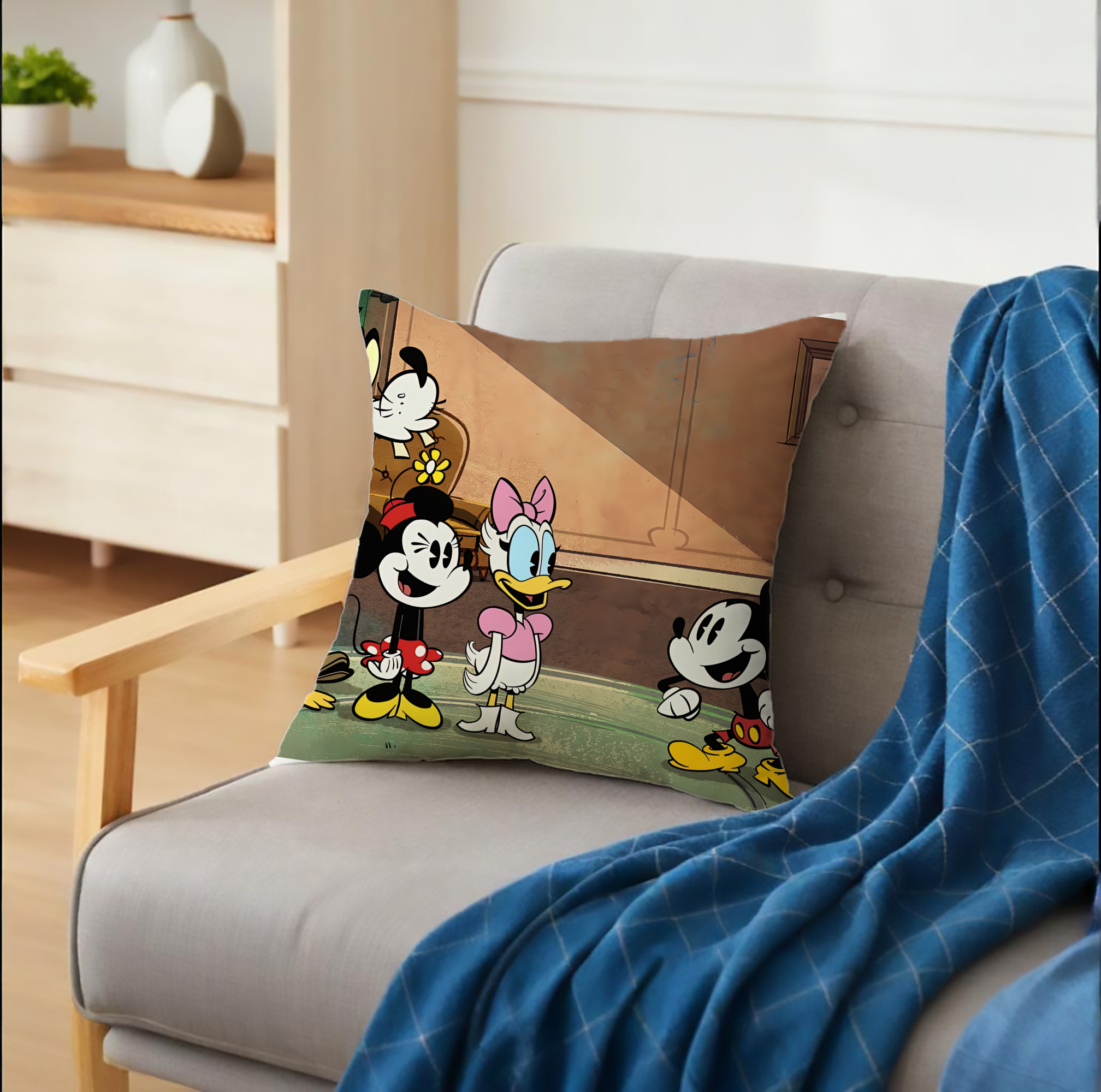 ミッキーマウス Mickey Mouse クッションカバー＆本体セット（ポリエステル素材）