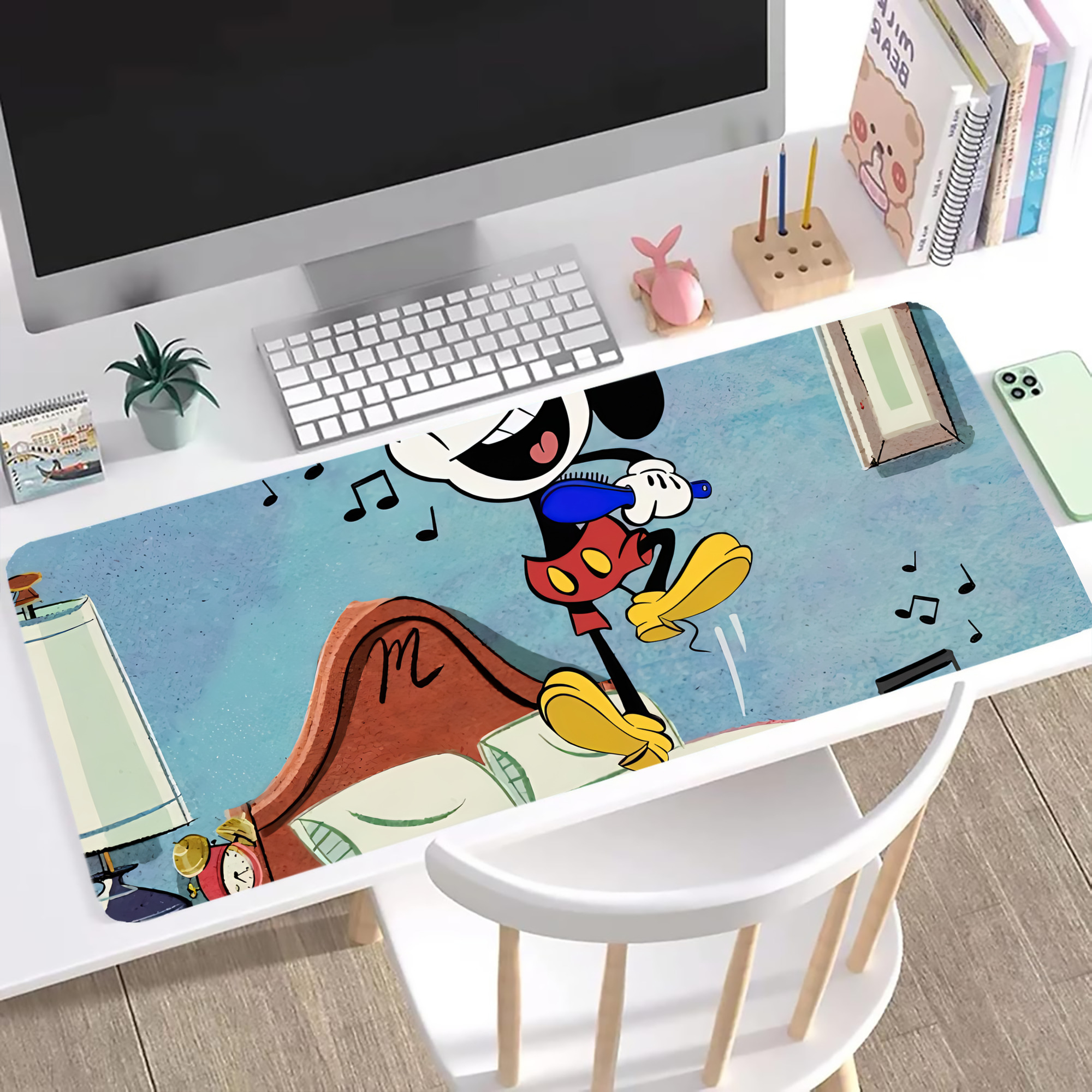 ミッキーマウス Mickey Mouse ステッチ加工 大判デスクマット／滑り止めマウスパッド