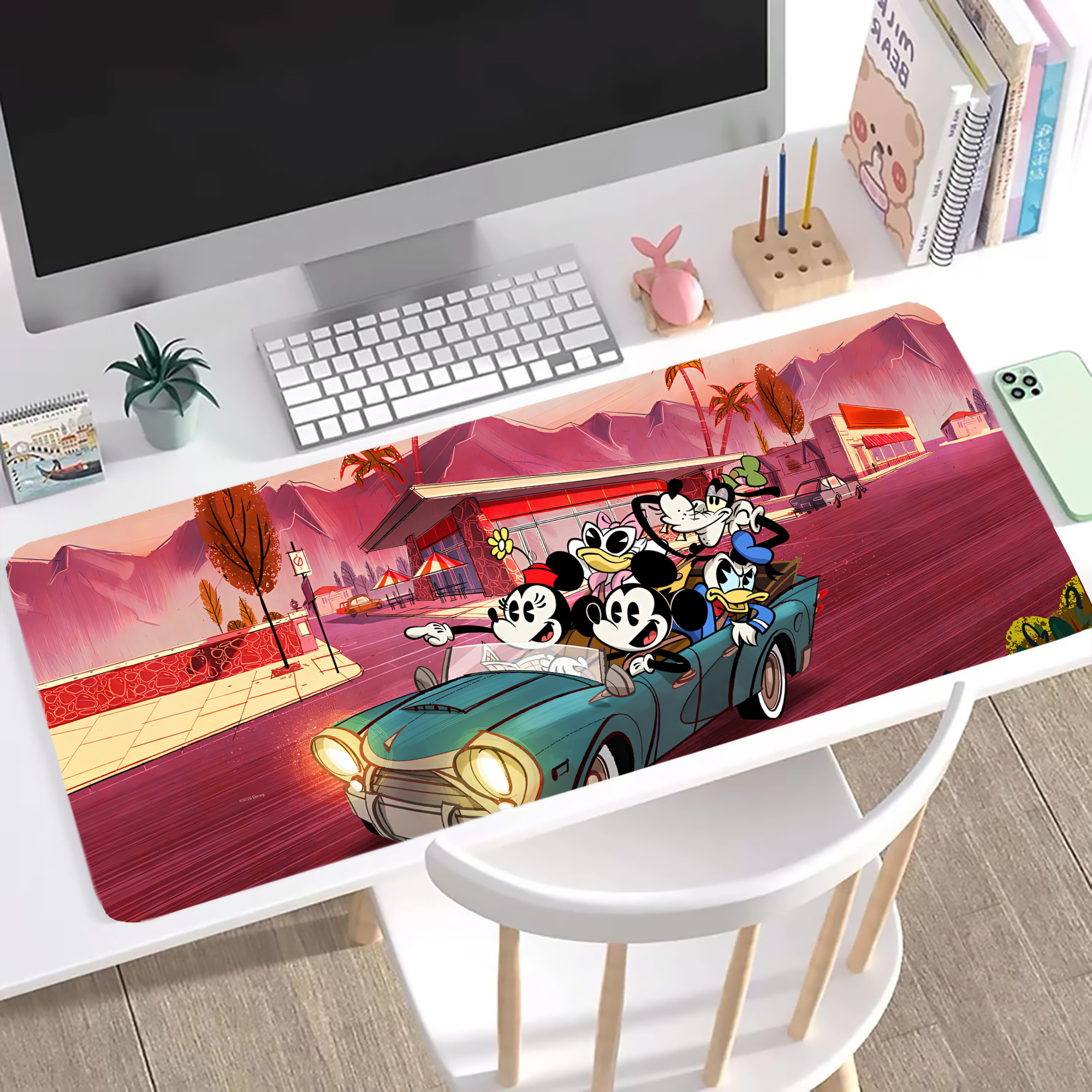 ミッキーマウス Mickey Mouse ステッチ加工 大判デスクマット／滑り止めマウスパッド