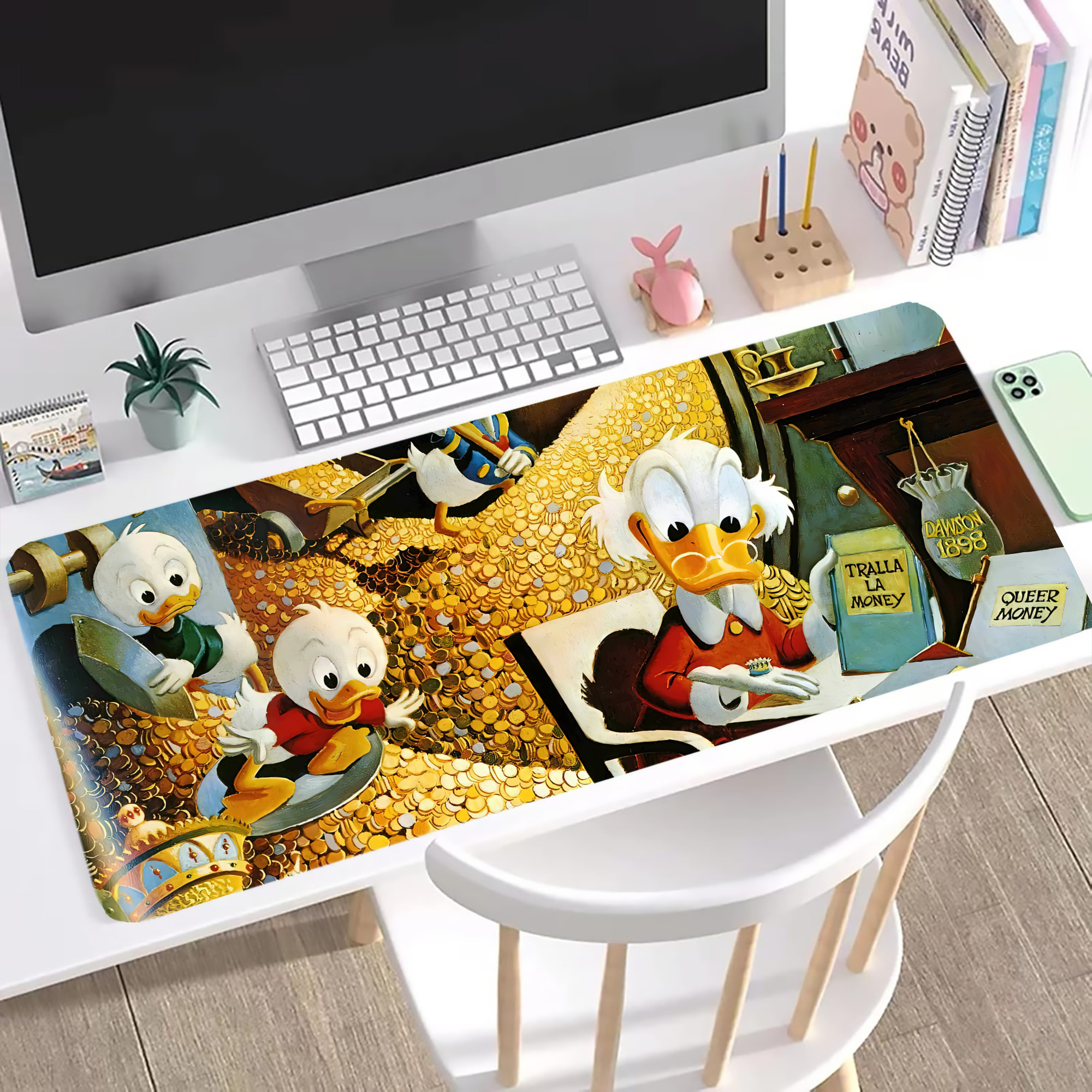 ミッキーマウス Mickey Mouse ステッチ加工 大判デスクマット／滑り止めマウスパッド