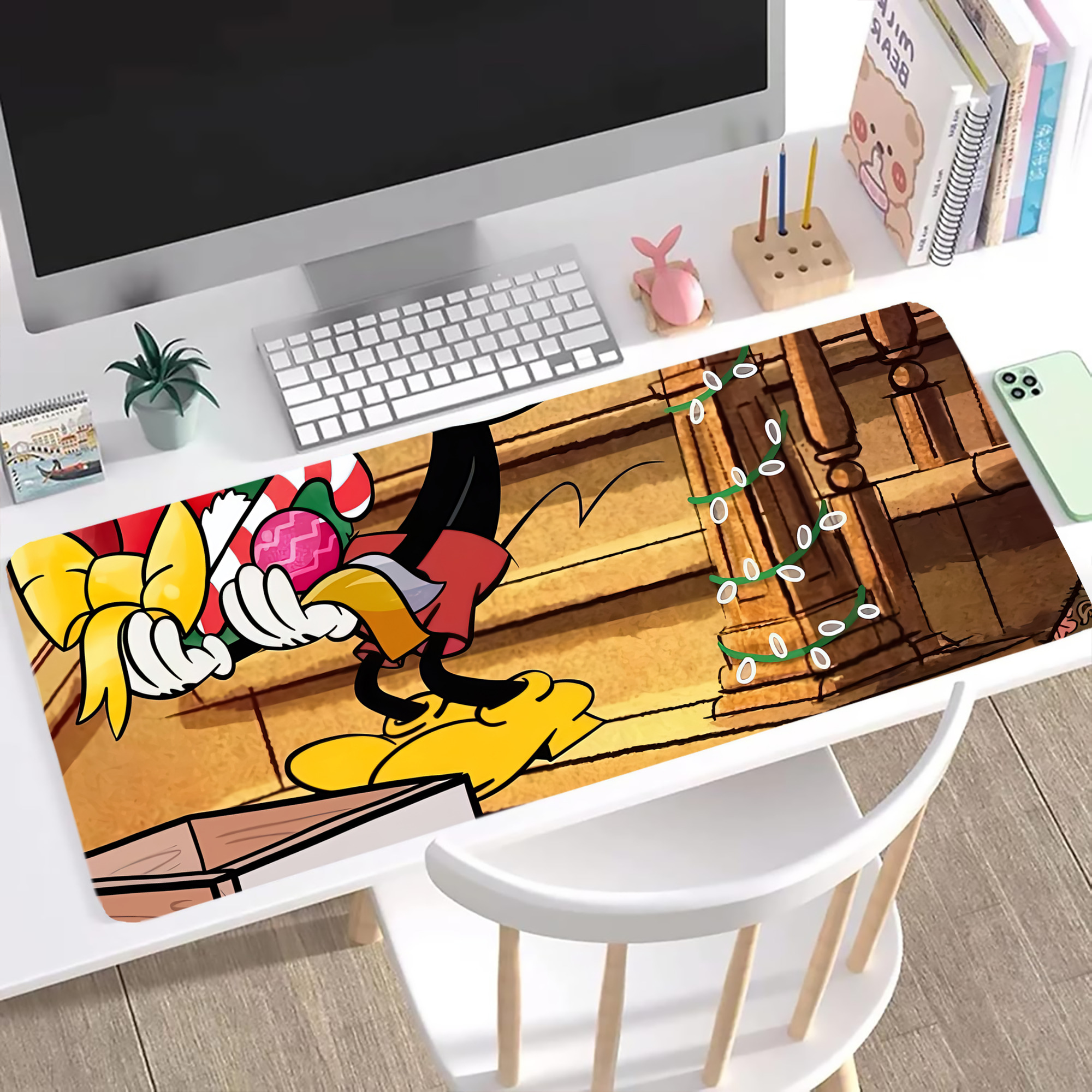 ミッキーマウス Mickey Mouse ステッチ加工 大判デスクマット／滑り止めマウスパッド