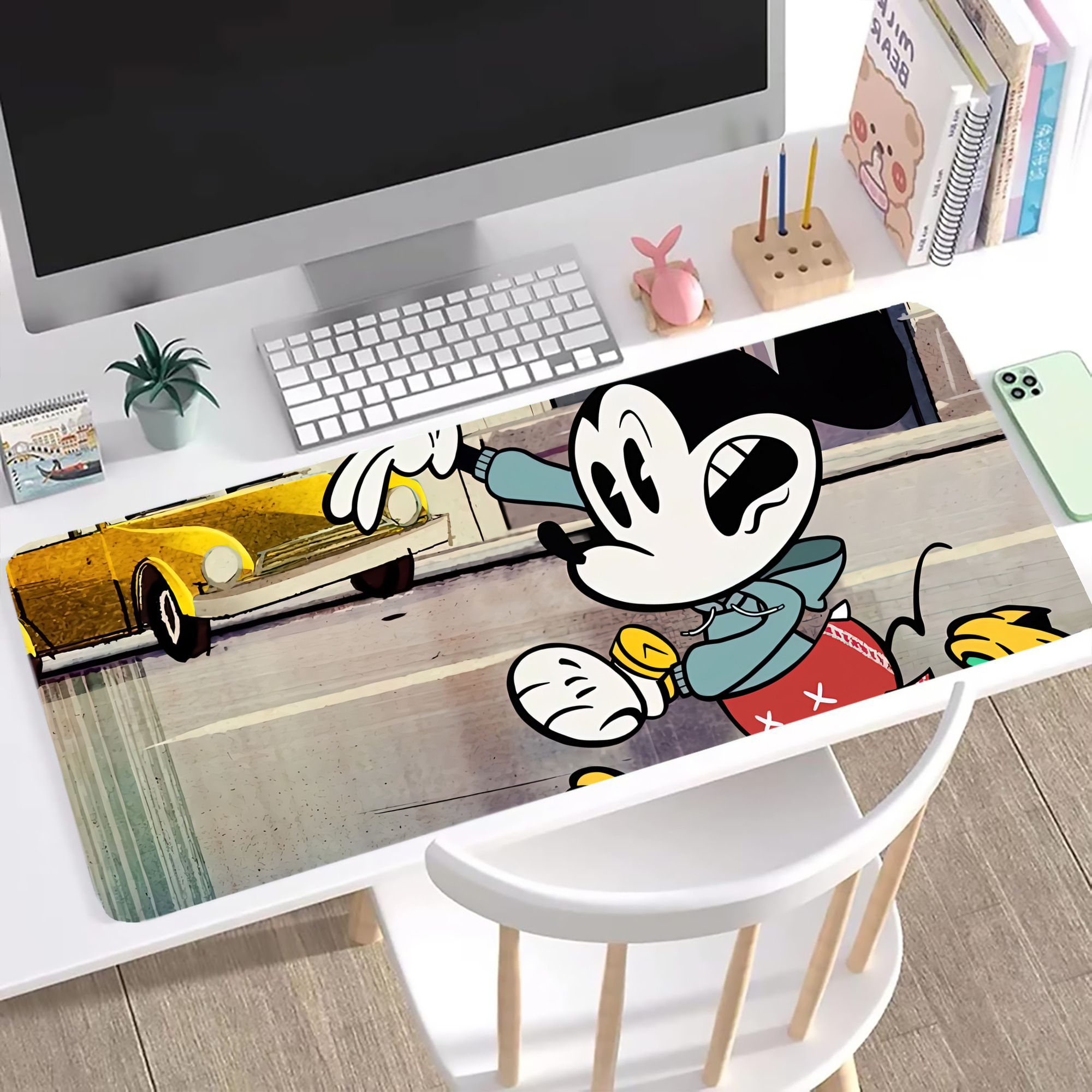 ミッキーマウス Mickey Mouse ステッチ加工 大判デスクマット／滑り止めマウスパッド