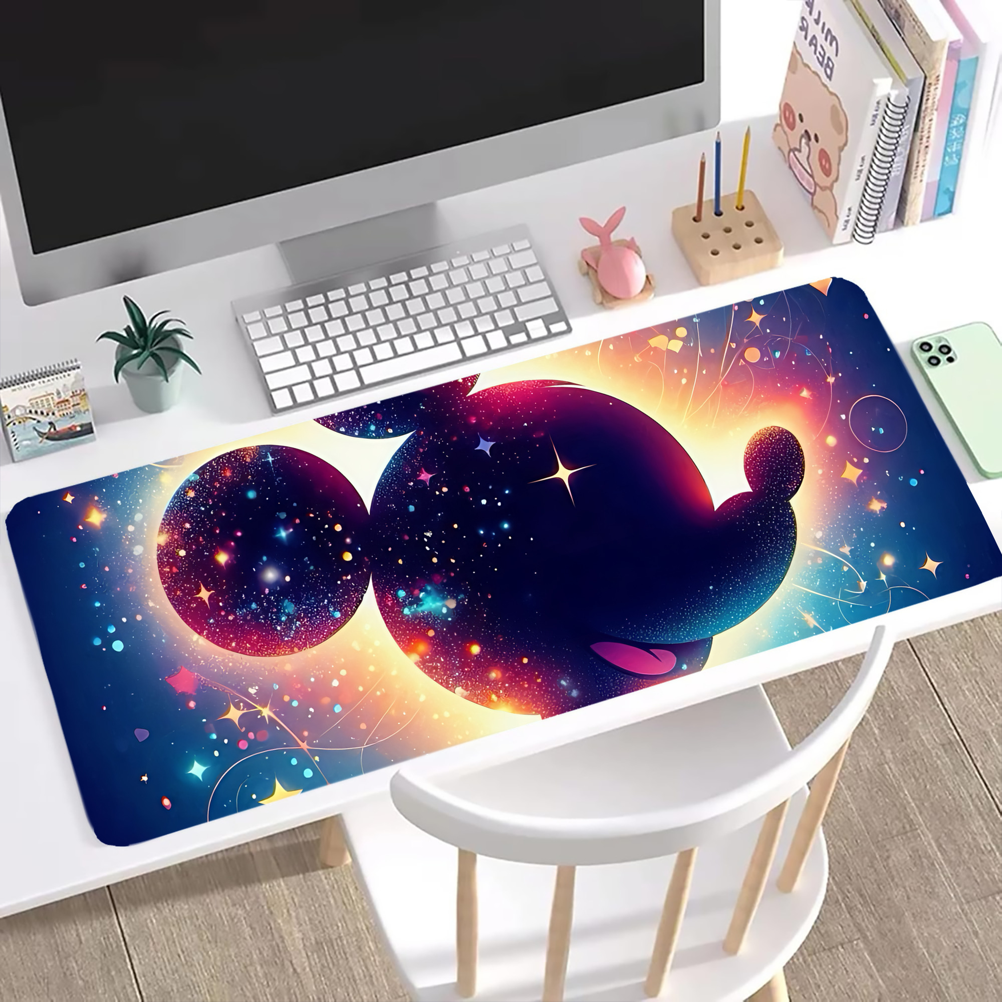 ミッキーマウス Mickey Mouse ステッチ加工 大判デスクマット／滑り止めマウスパッド