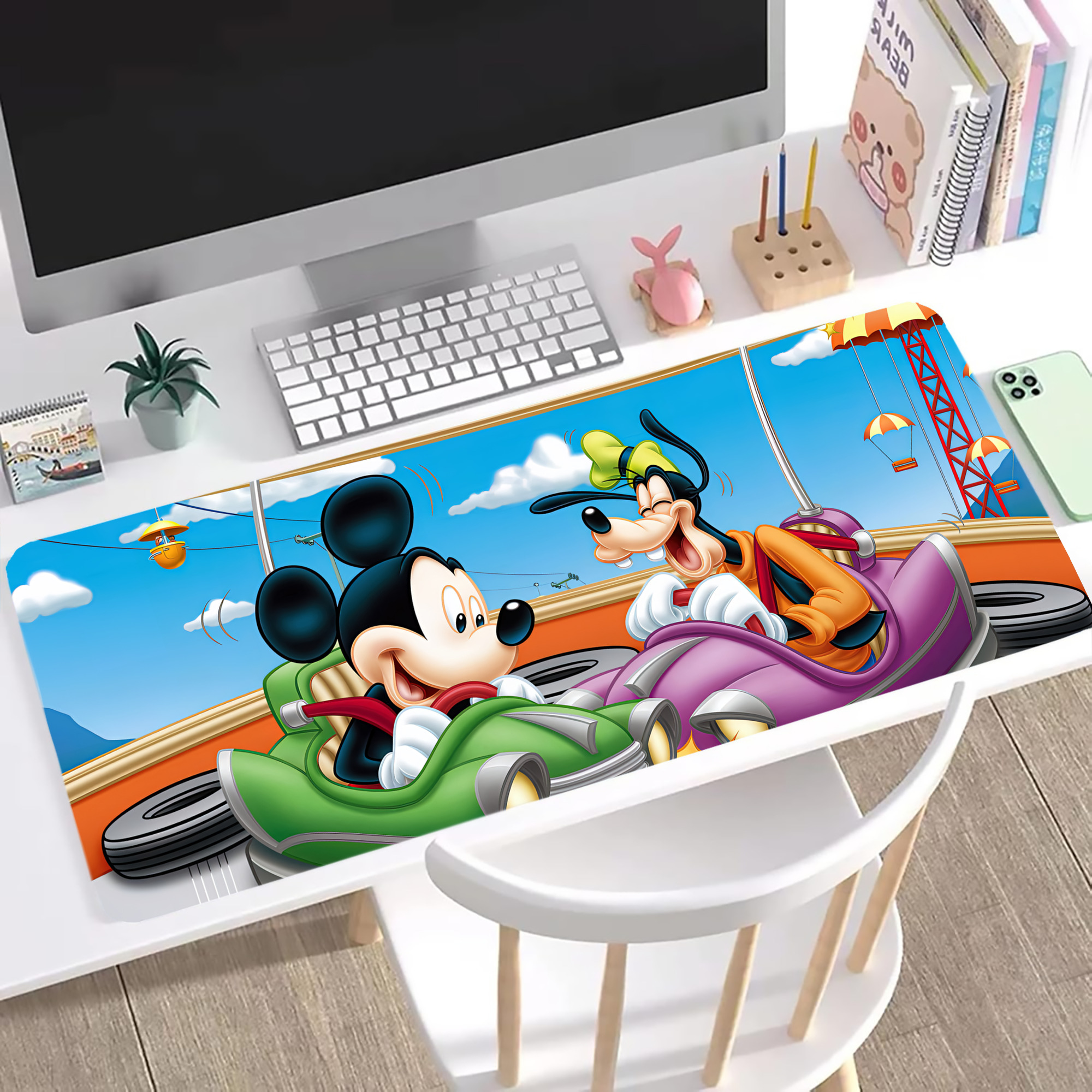 ミッキーマウス Mickey Mouse ステッチ加工 大判デスクマット／滑り止めマウスパッド