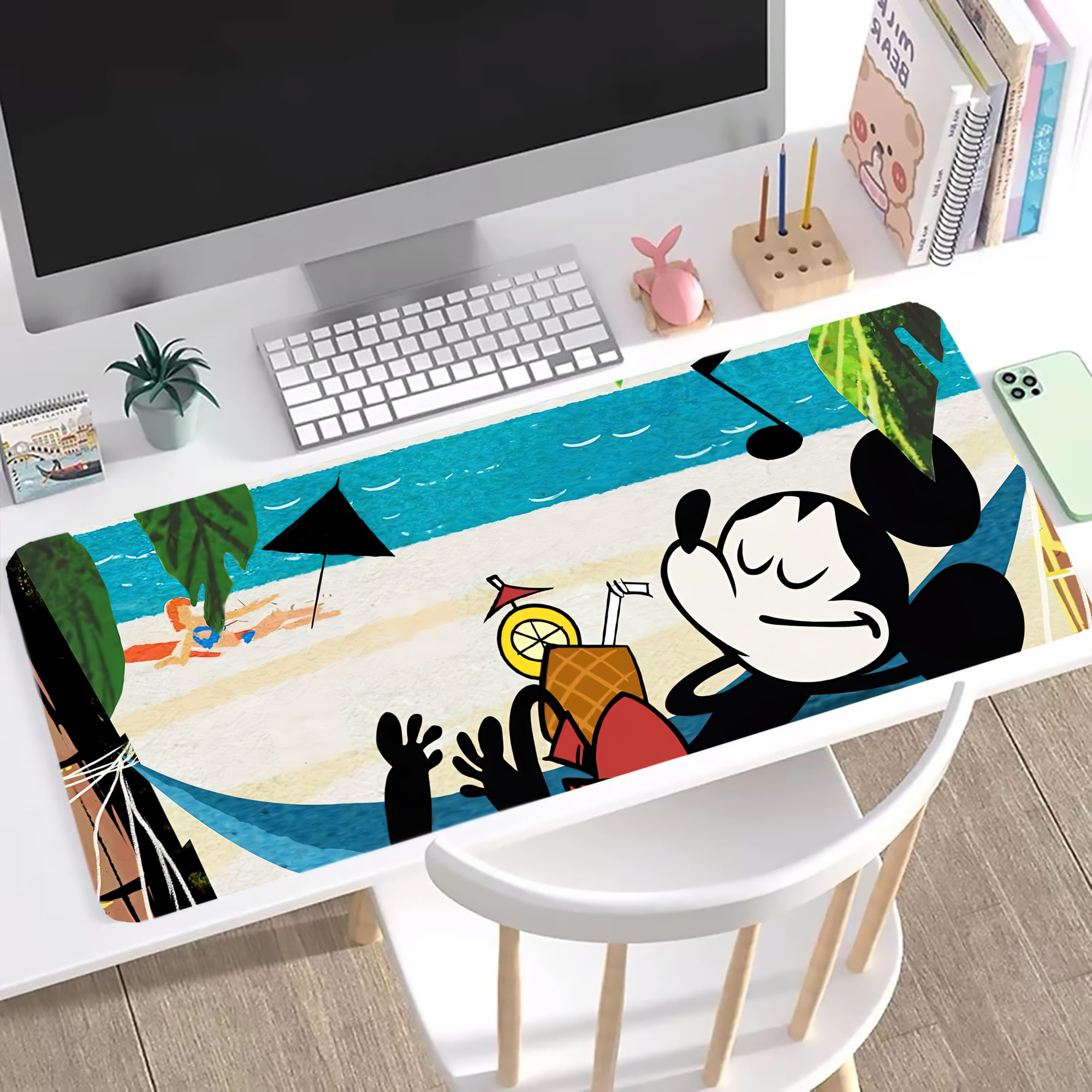 ミッキーマウス Mickey Mouse ステッチ加工 大判デスクマット／滑り止めマウスパッド