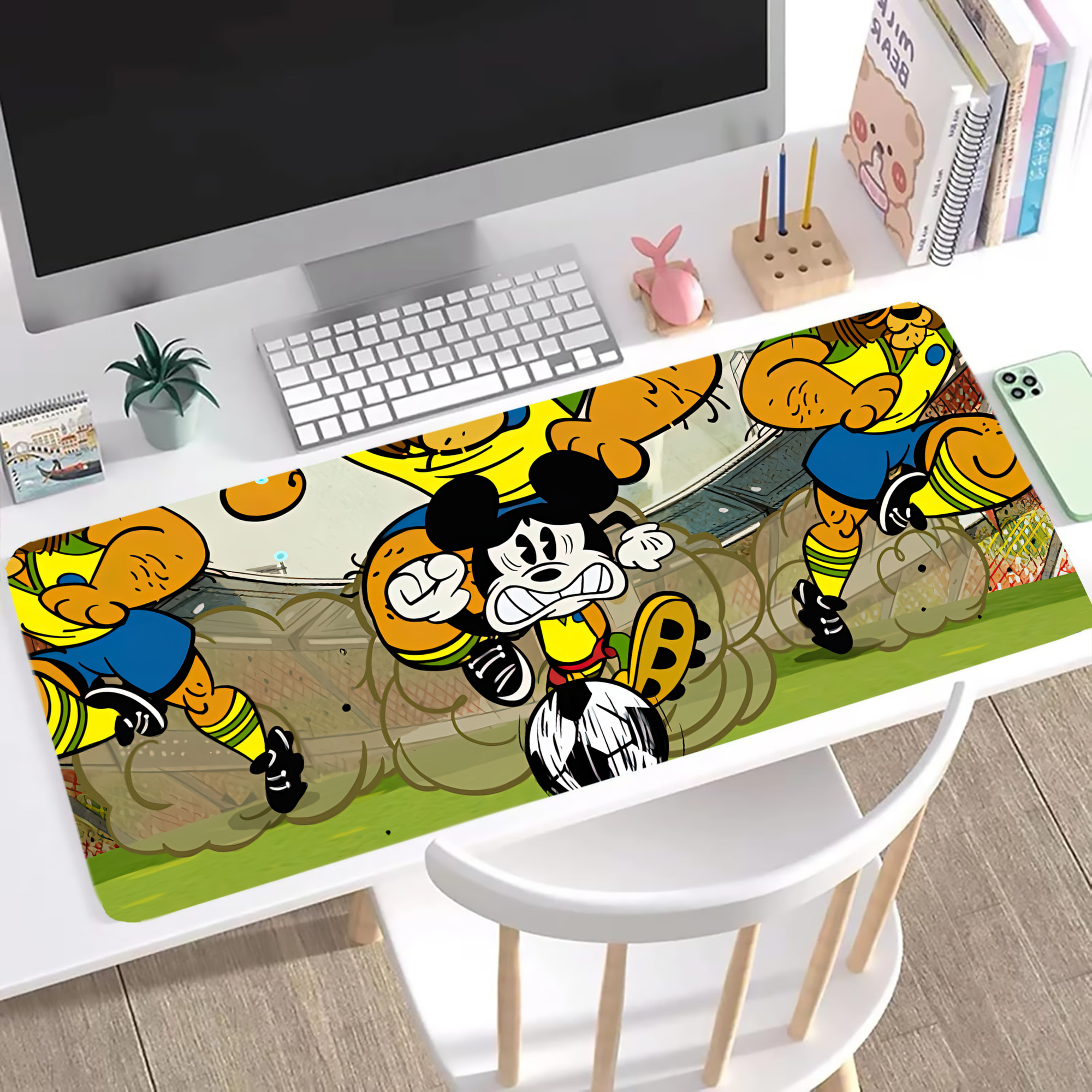 ミッキーマウス Mickey Mouse ステッチ加工 大判デスクマット／滑り止めマウスパッド