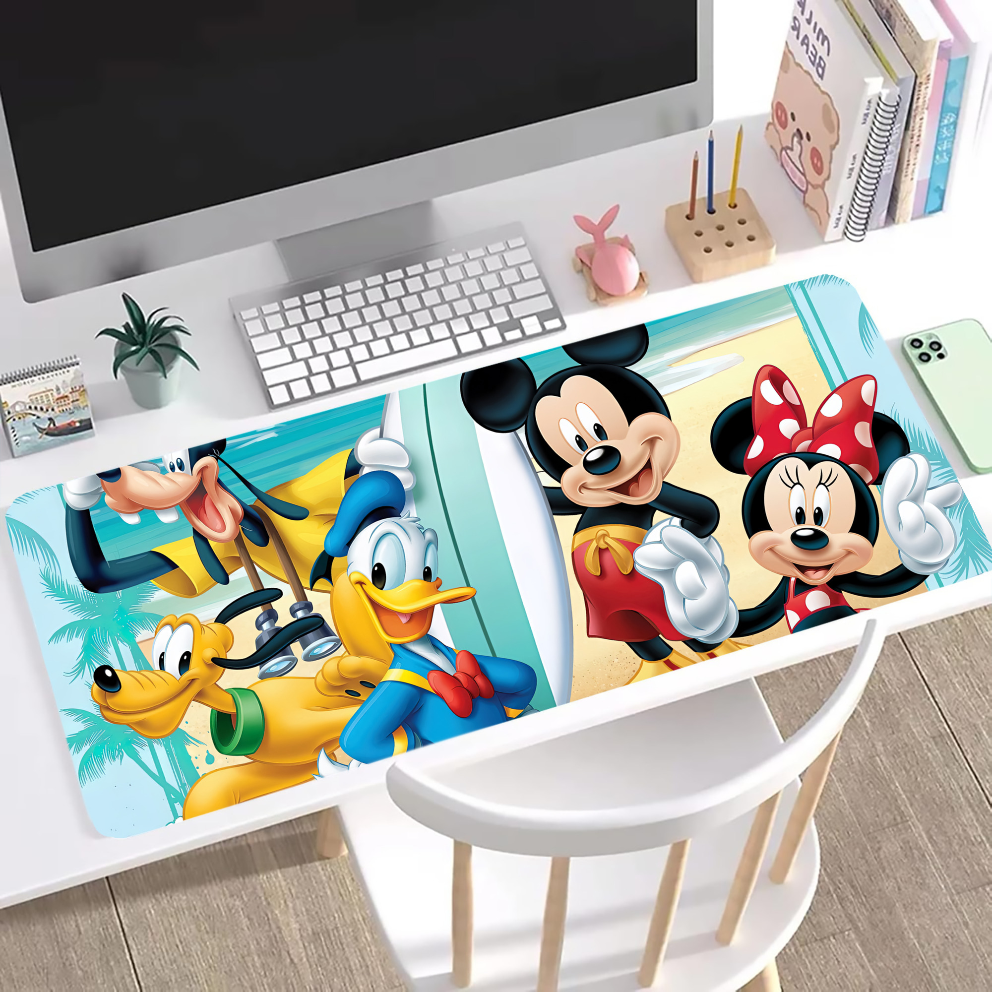 ミッキーマウス Mickey Mouse ステッチ加工 大判デスクマット／滑り止めマウスパッド