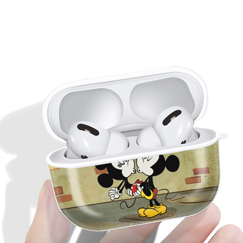 ミッキーマウス Mickey Mouse 【AirPods Pro用】ハードシェル保護ケース 耐衝撃・防指紋・カラビナ付き商品仕様