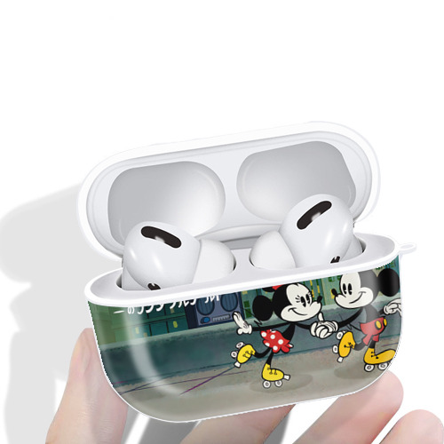 ミッキーマウス Mickey Mouse 【AirPods Pro用】ハードシェル保護ケース 耐衝撃・防指紋・カラビナ付き商品仕様