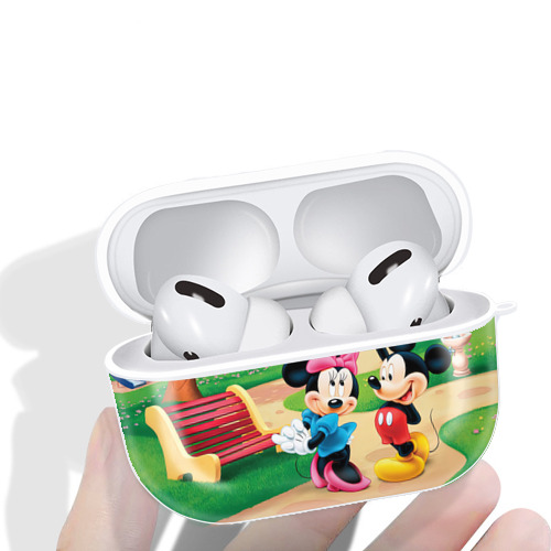 ミッキーマウス Mickey Mouse 【AirPods Pro用】ハードシェル保護ケース 耐衝撃・防指紋・カラビナ付き商品仕様
