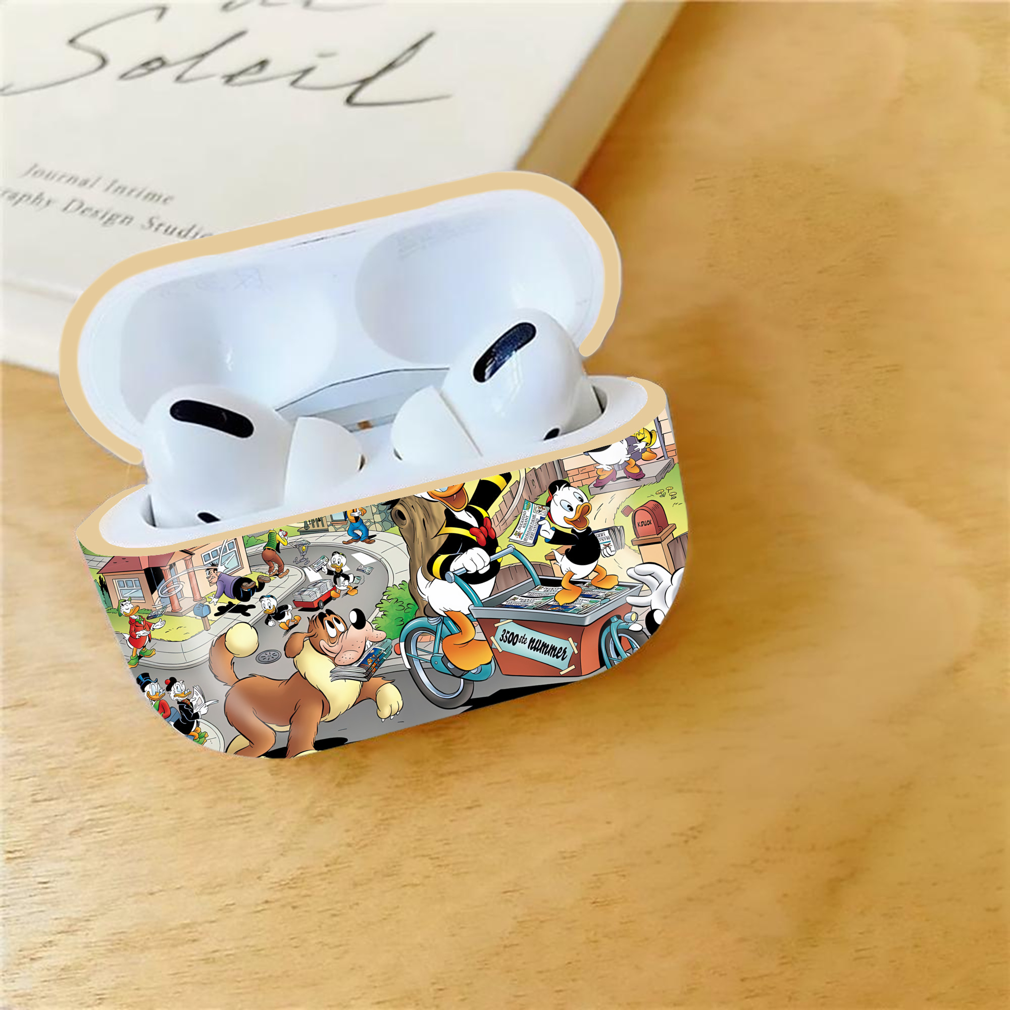 ミッキーマウス Mickey Mouse 【AirPods Pro用】ハードシェル保護ケース｜耐衝撃・防指紋・カラビナ付き商品仕様