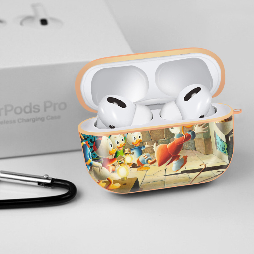 ミッキーマウス Mickey Mouse 【AirPods Pro用】ハードシェル保護ケース｜耐衝撃・防指紋・カラビナ付き商品仕様