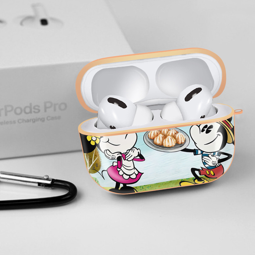 ミッキーマウス Mickey Mouse 【AirPods Pro用】ハードシェル保護ケース｜耐衝撃・防指紋・カラビナ付き商品仕様