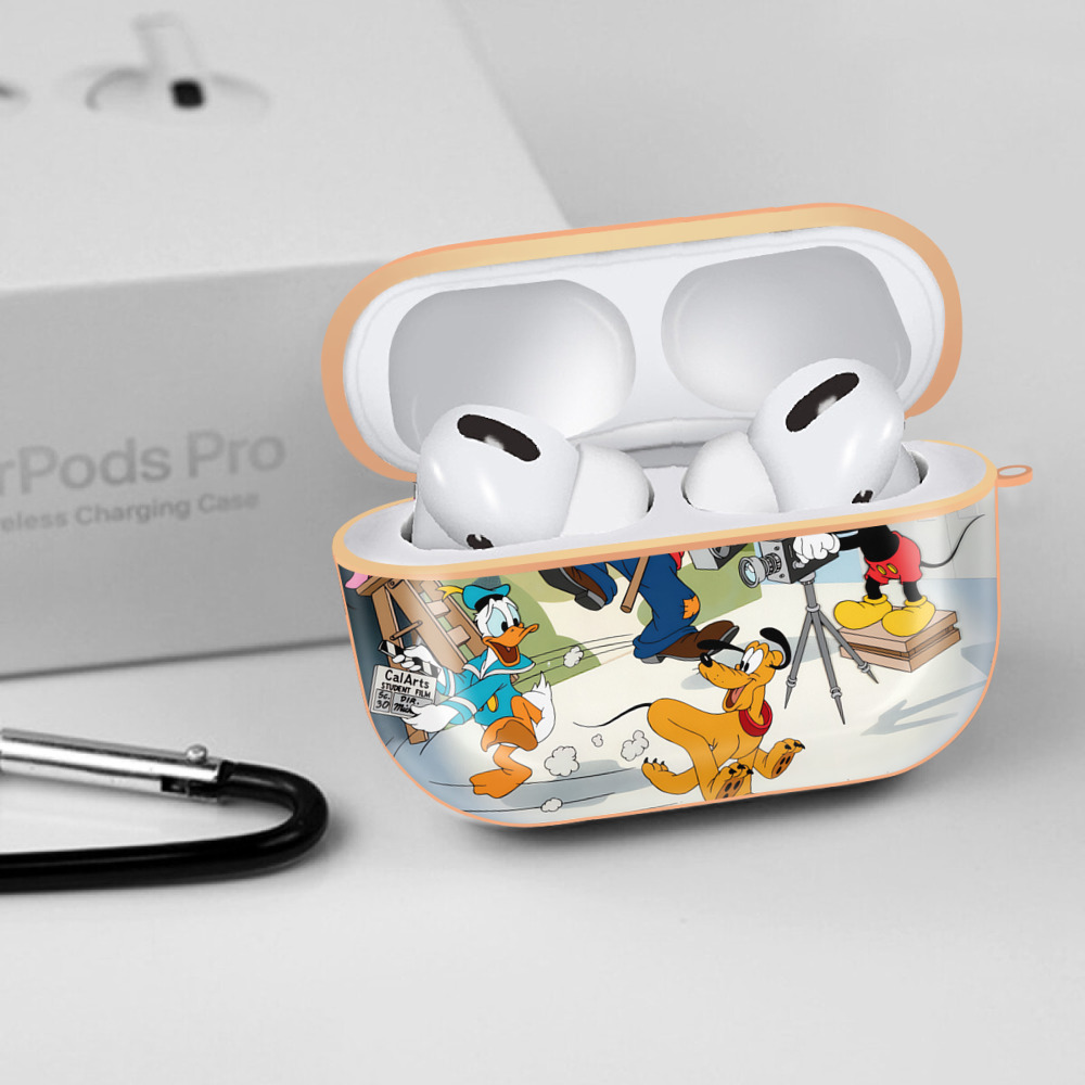 ミッキーマウス Mickey Mouse 【AirPods Pro用】ハードシェル保護ケース｜耐衝撃・防指紋・カラビナ付き商品仕様