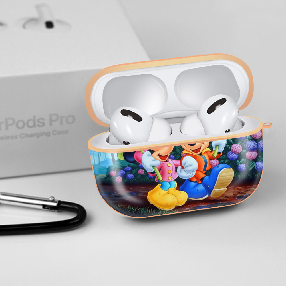 ミッキーマウス Mickey Mouse 【AirPods Pro用】ハードシェル保護ケース｜耐衝撃・防指紋・カラビナ付き商品仕様