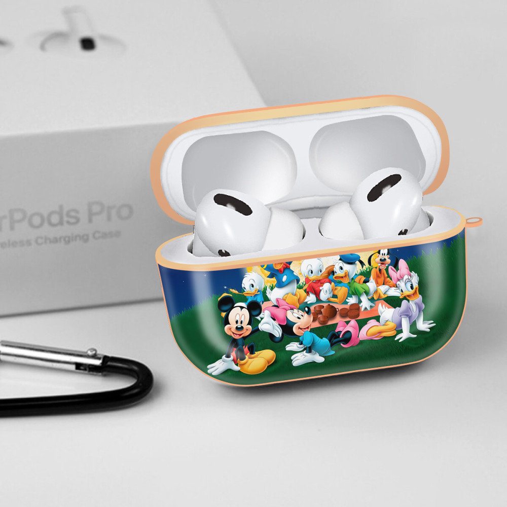 ミッキーマウス Mickey Mouse 【AirPods Pro用】ハードシェル保護ケース｜耐衝撃・防指紋・カラビナ付き商品仕様