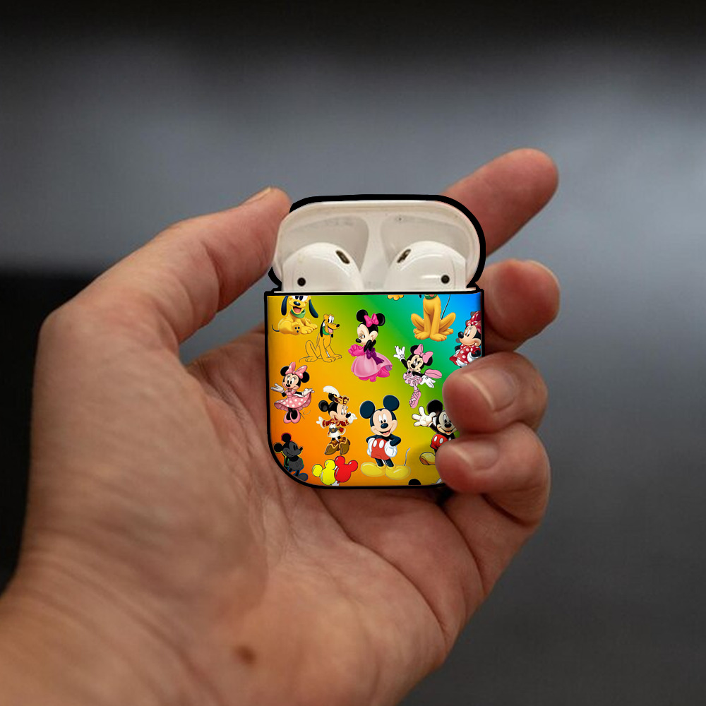 ミッキーマウス Mickey Mouse AirPods 第2世代保護ケース ハードシェル ブラック 耐衝撃・防指紋・カラビナ付き