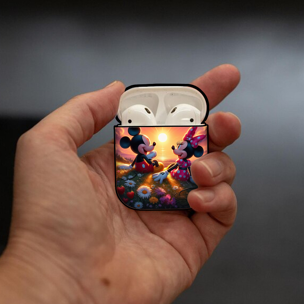 ミッキーマウス Mickey Mouse AirPods 第2世代保護ケース ハードシェル ブラック 耐衝撃・防指紋・カラビナ付き