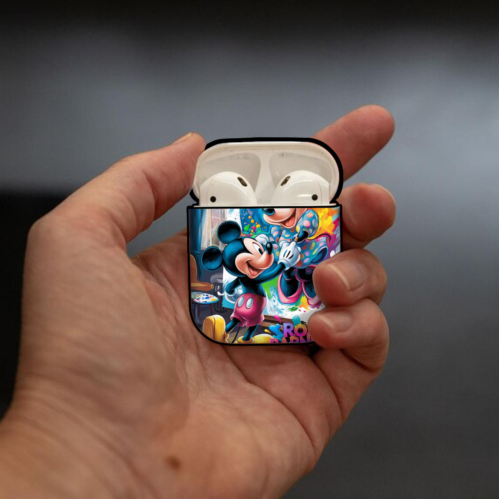 ミッキーマウス Mickey Mouse AirPods 第2世代保護ケース ハードシェル ブラック 耐衝撃・防指紋・カラビナ付き
