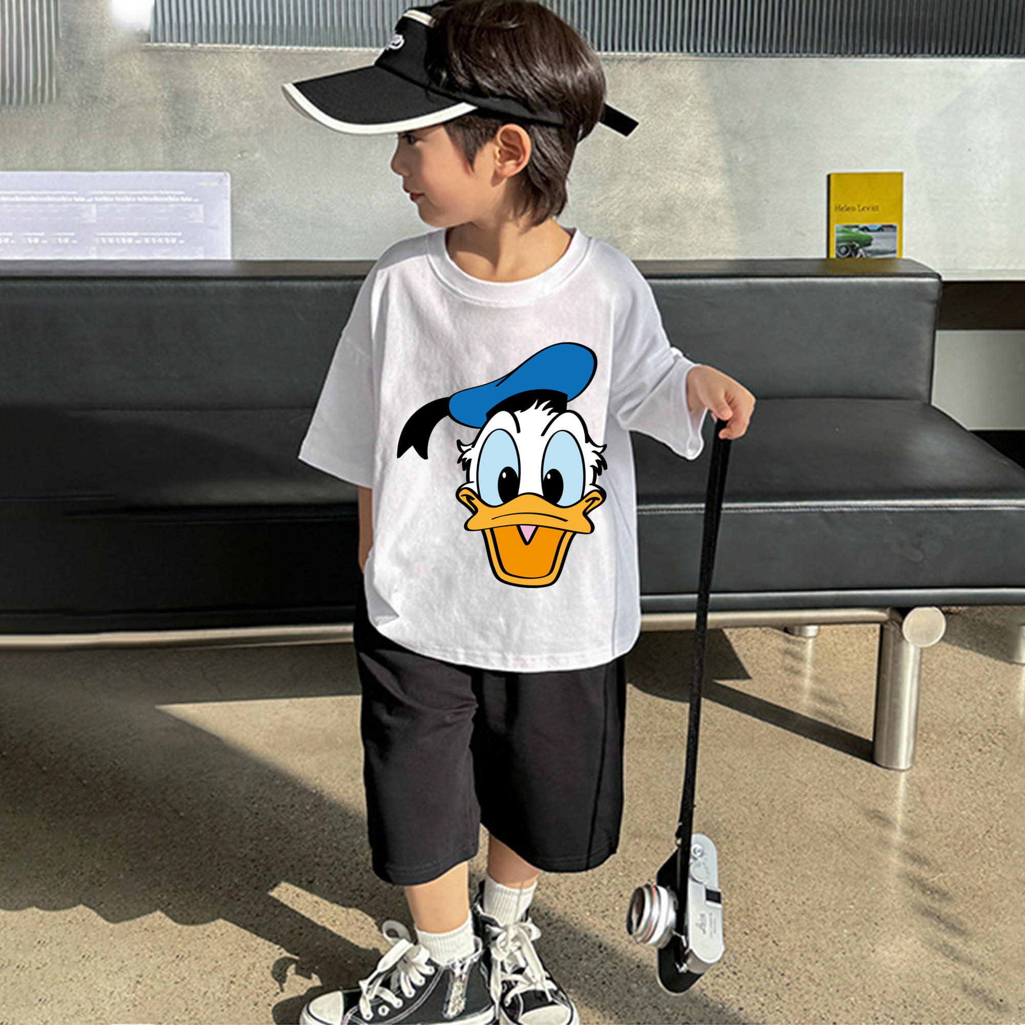 ミッキーマウス Mickey Mouse 綿100％キッズTシャツ（フロントプリント）