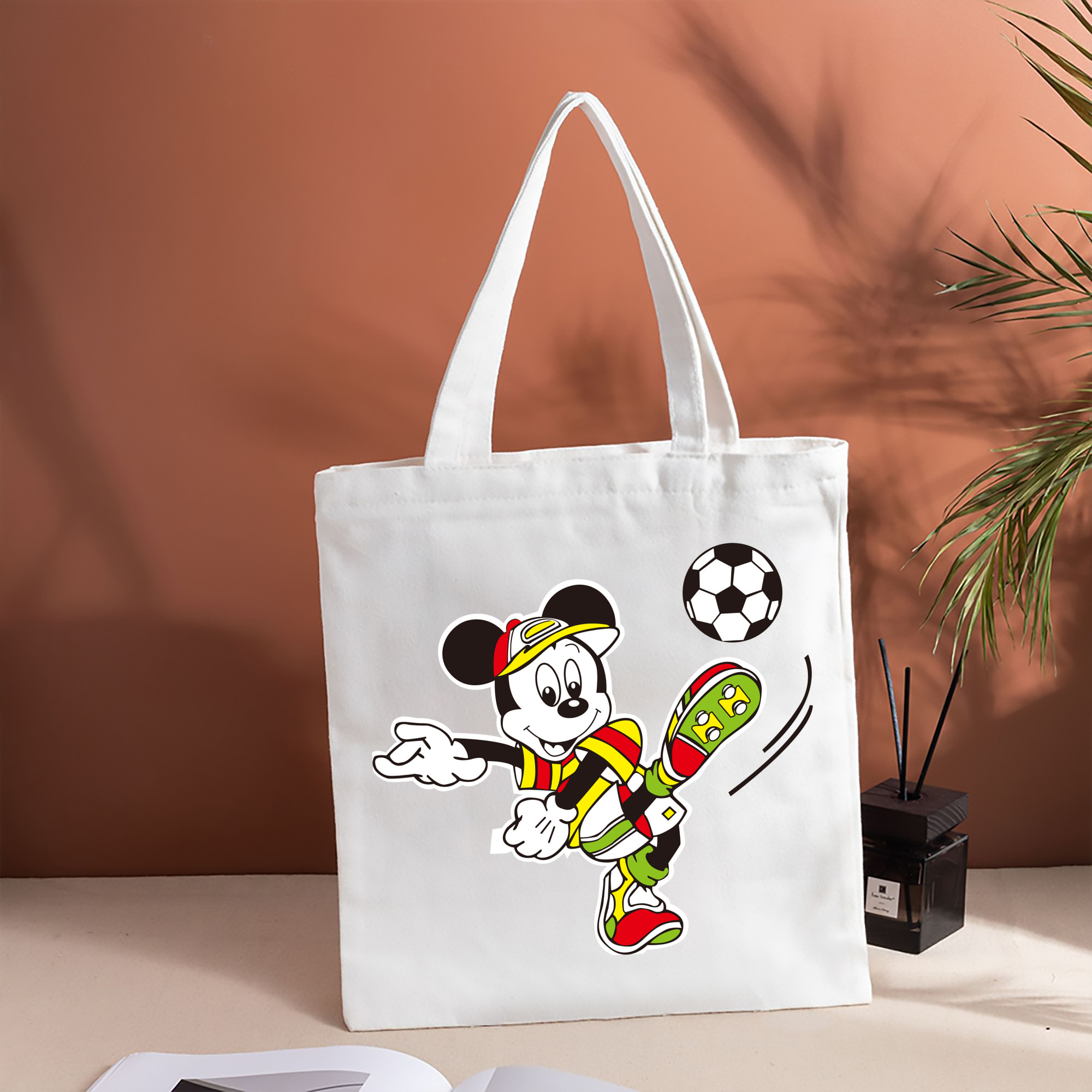 ミッキーマウス Mickey Mouse 縦型キャンバス生地手提げバッグ　トートバッグ