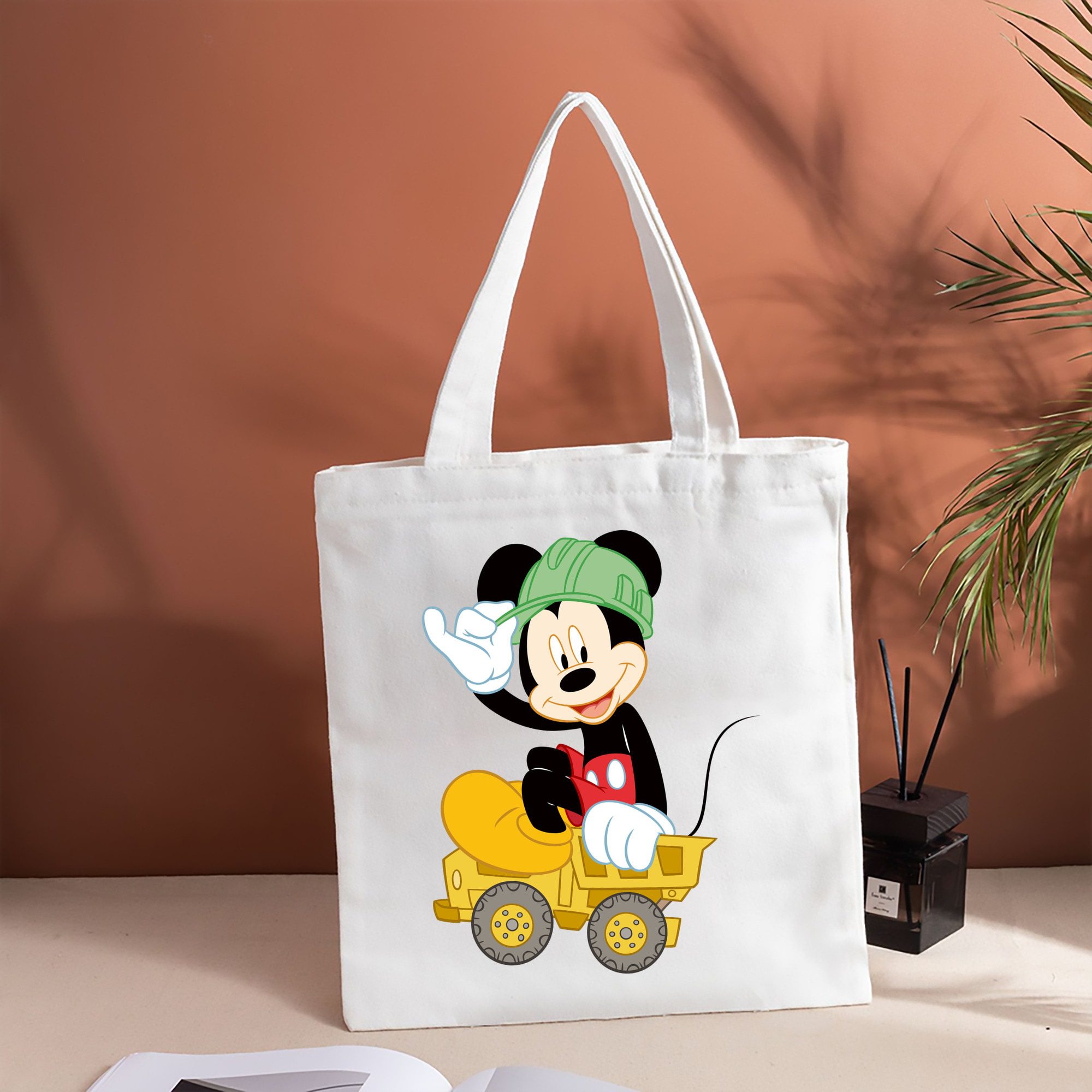 ミッキーマウス Mickey Mouse 縦型キャンバス生地手提げバッグ　トートバッグ
