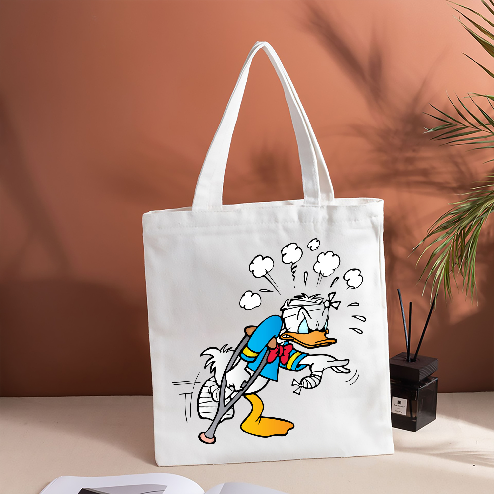 ミッキーマウス Mickey Mouse 縦型キャンバス生地手提げバッグ　トートバッグ