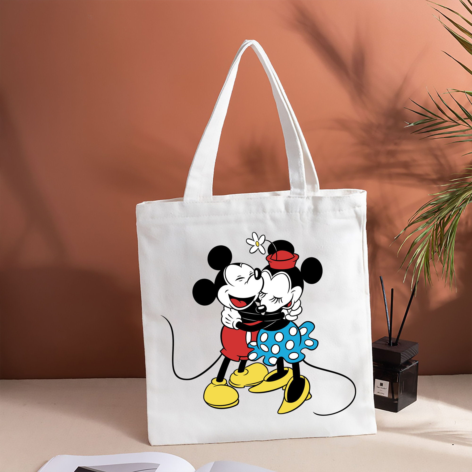 ミッキーマウス Mickey Mouse 縦型キャンバス生地手提げバッグ　トートバッグ