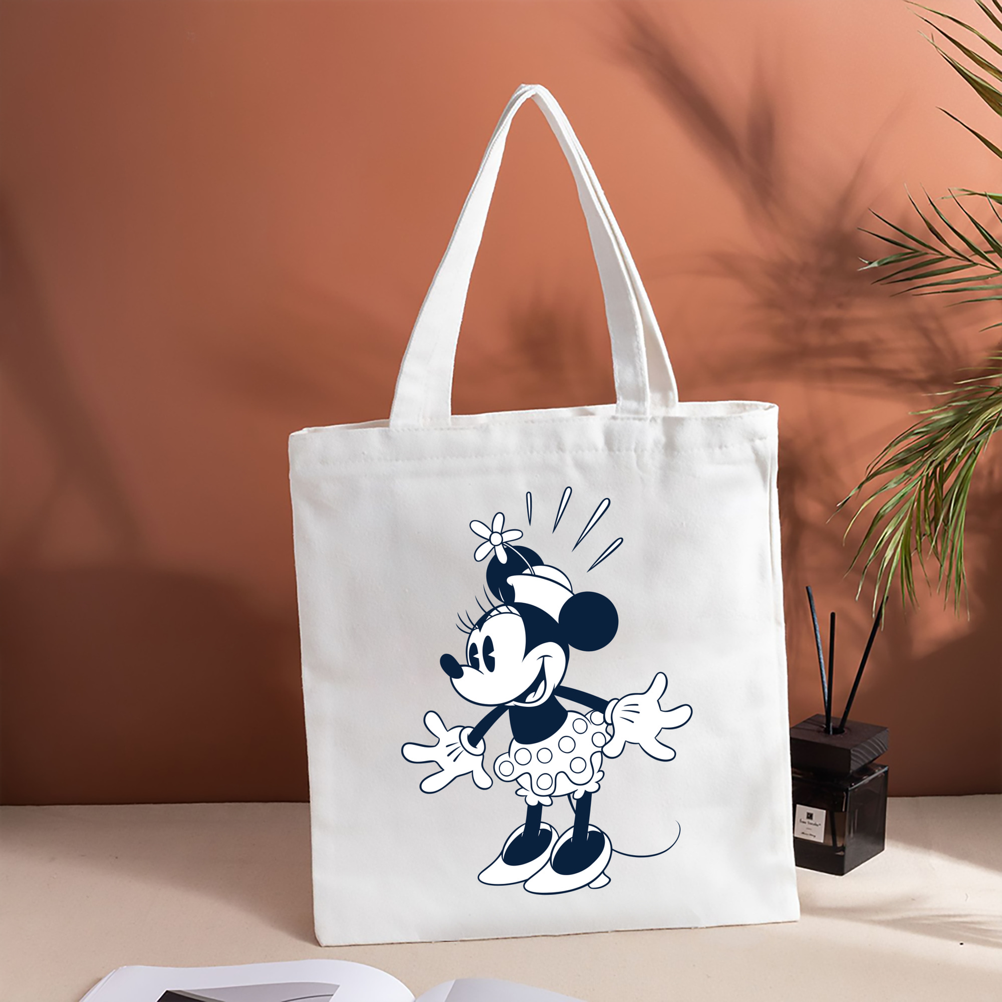 ミッキーマウス Mickey Mouse 縦型キャンバス生地手提げバッグ　トートバッグ