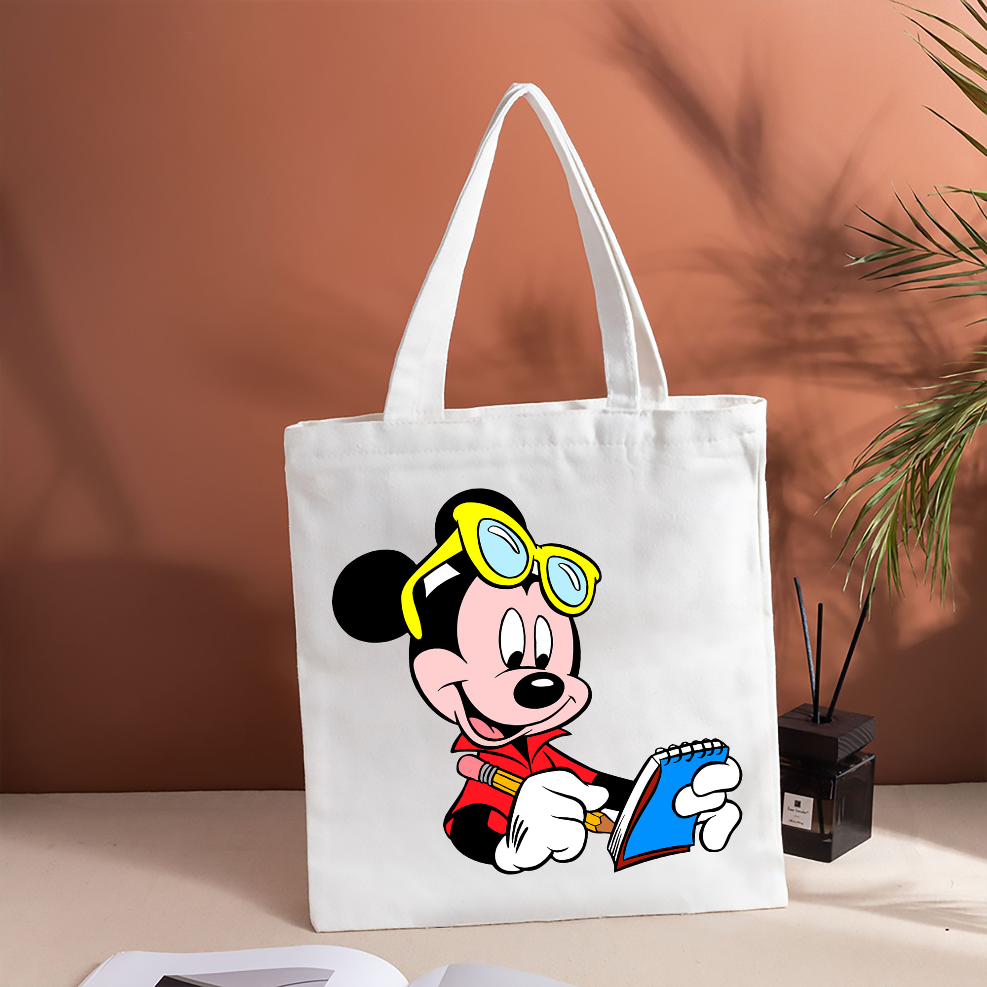 ミッキーマウス Mickey Mouse 縦型キャンバス生地手提げバッグ　トートバッグ