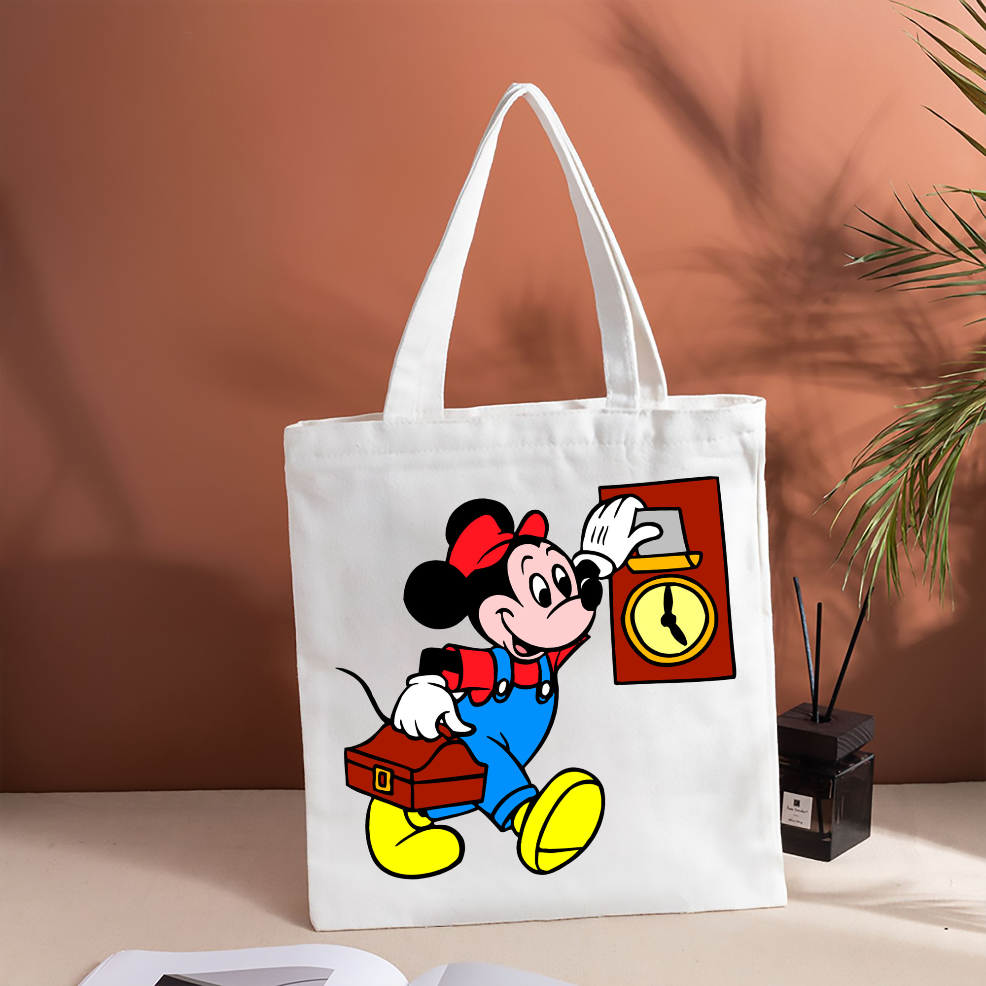 ミッキーマウス Mickey Mouse 縦型キャンバス生地手提げバッグ　トートバッグ
