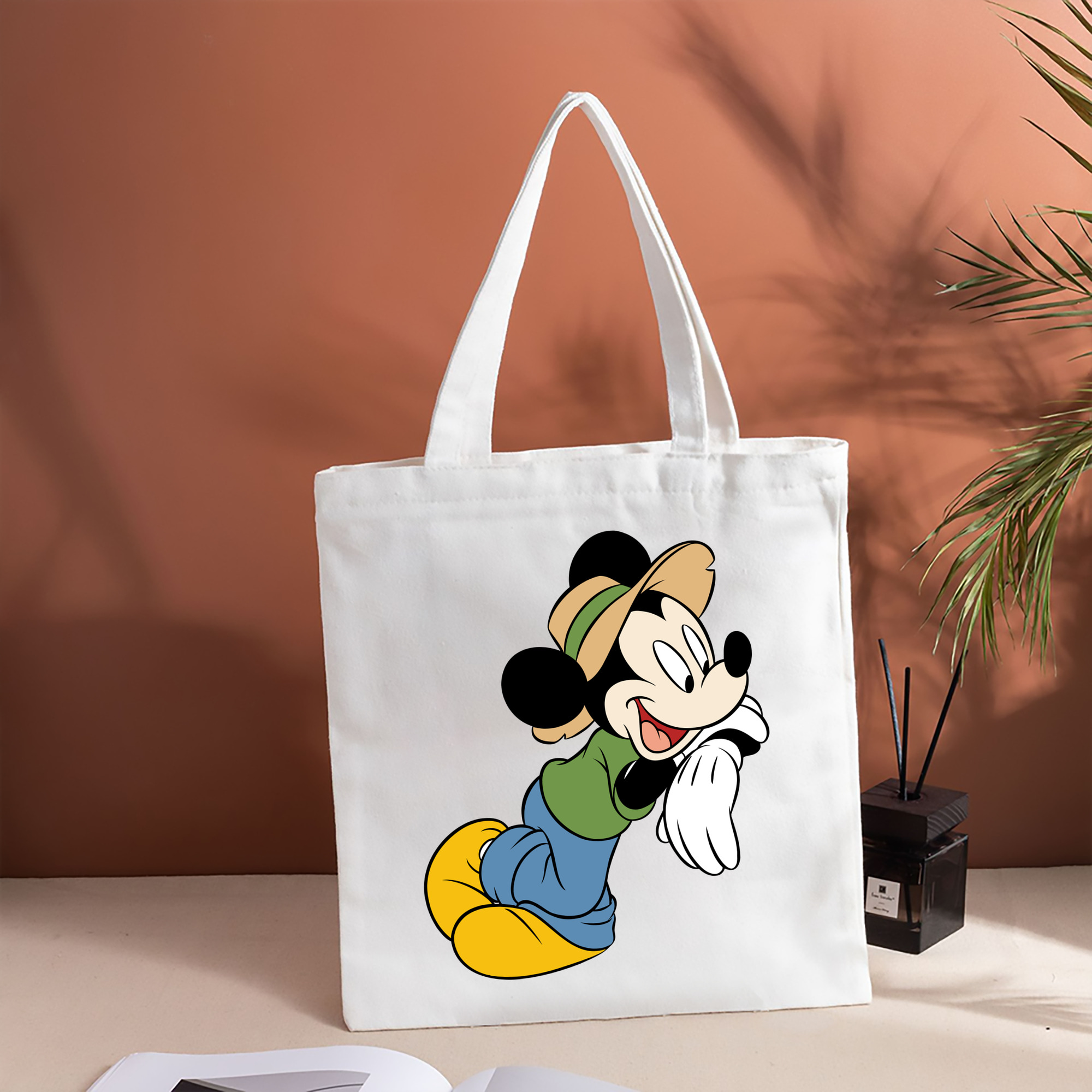 ミッキーマウス Mickey Mouse 縦型キャンバス生地手提げバッグ　トートバッグ