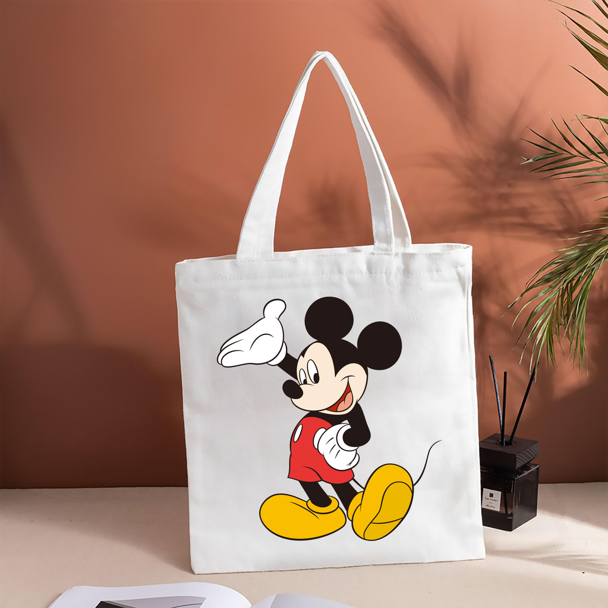 ミッキーマウス Mickey Mouse 縦型キャンバス生地手提げバッグ　トートバッグ
