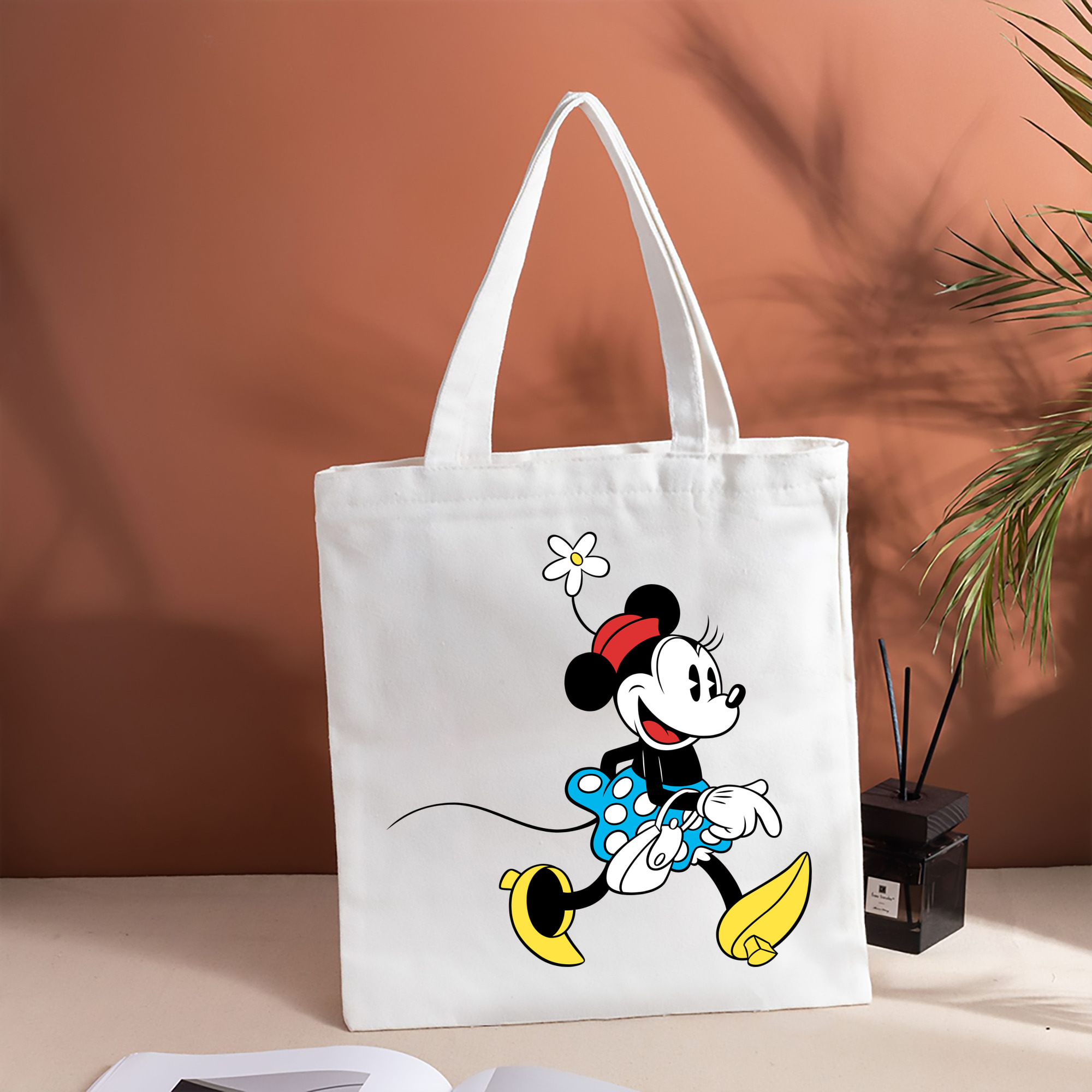 ミッキーマウス Mickey Mouse 縦型キャンバス生地手提げバッグ　トートバッグ