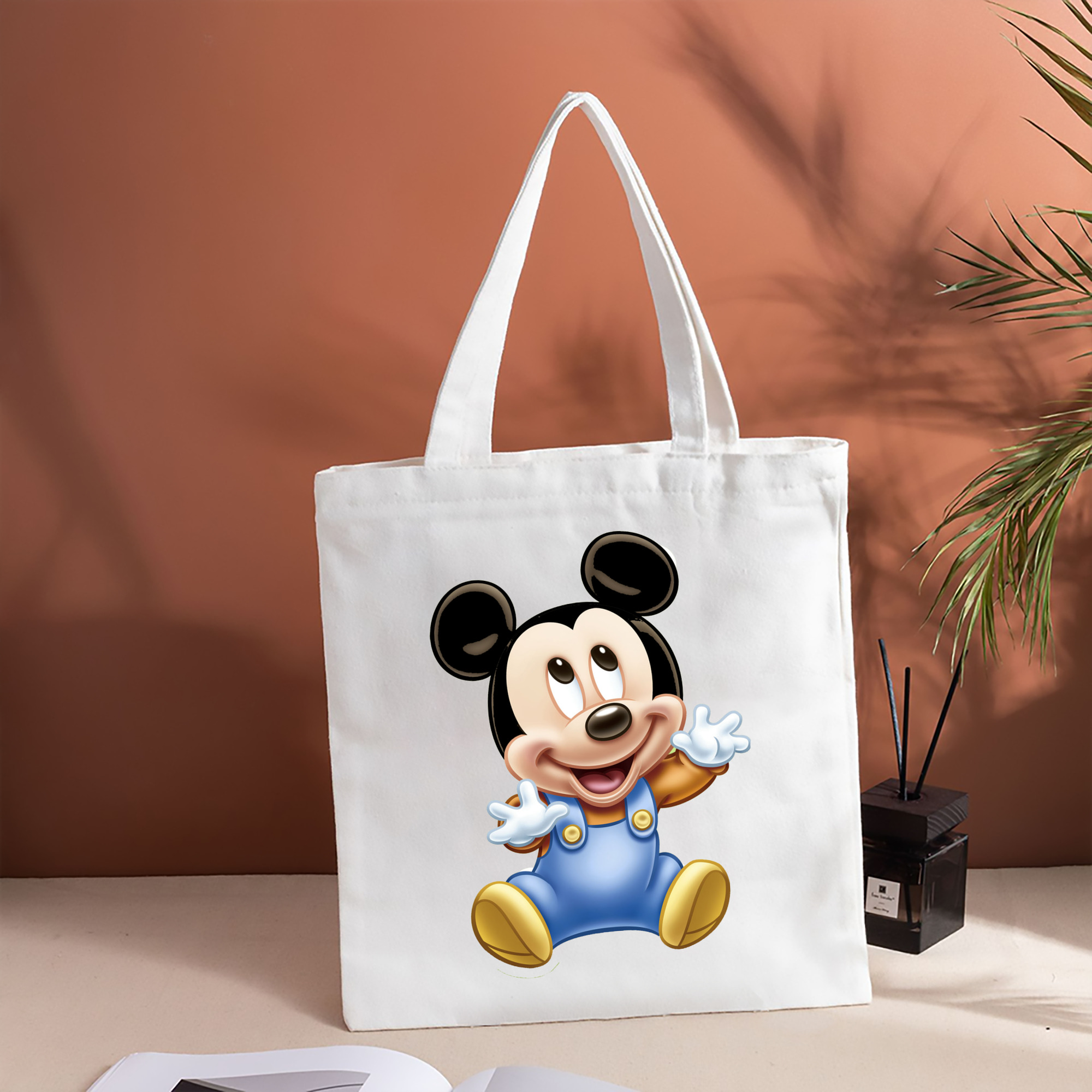 ミッキーマウス Mickey Mouse 縦型キャンバス生地手提げバッグ　トートバッグ