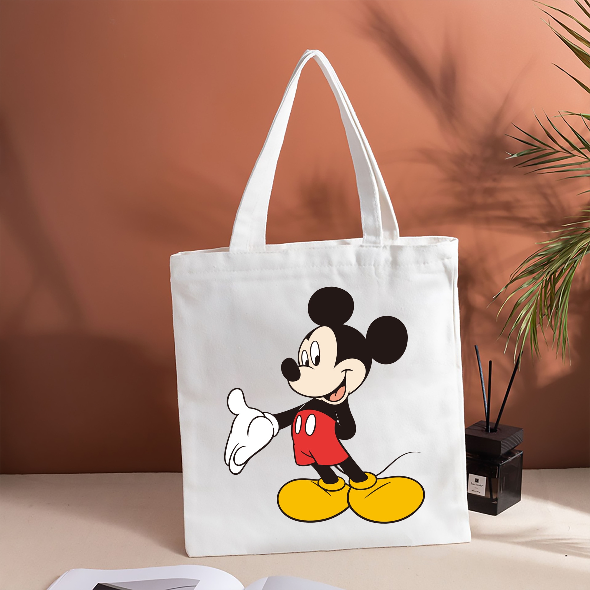 ミッキーマウス Mickey Mouse 縦型キャンバス生地手提げバッグ　トートバッグ