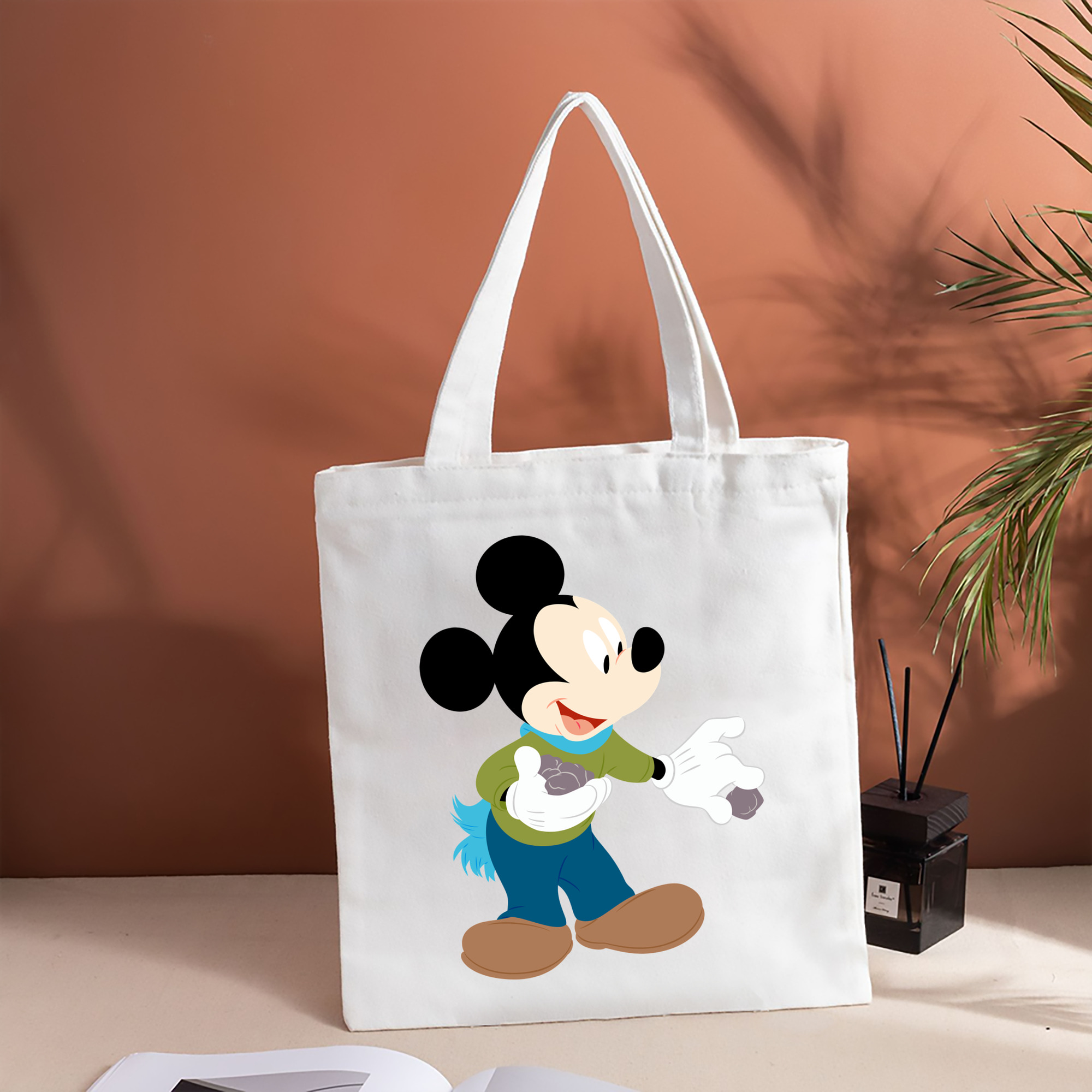 ミッキーマウス Mickey Mouse 縦型キャンバス生地手提げバッグ　トートバッグ