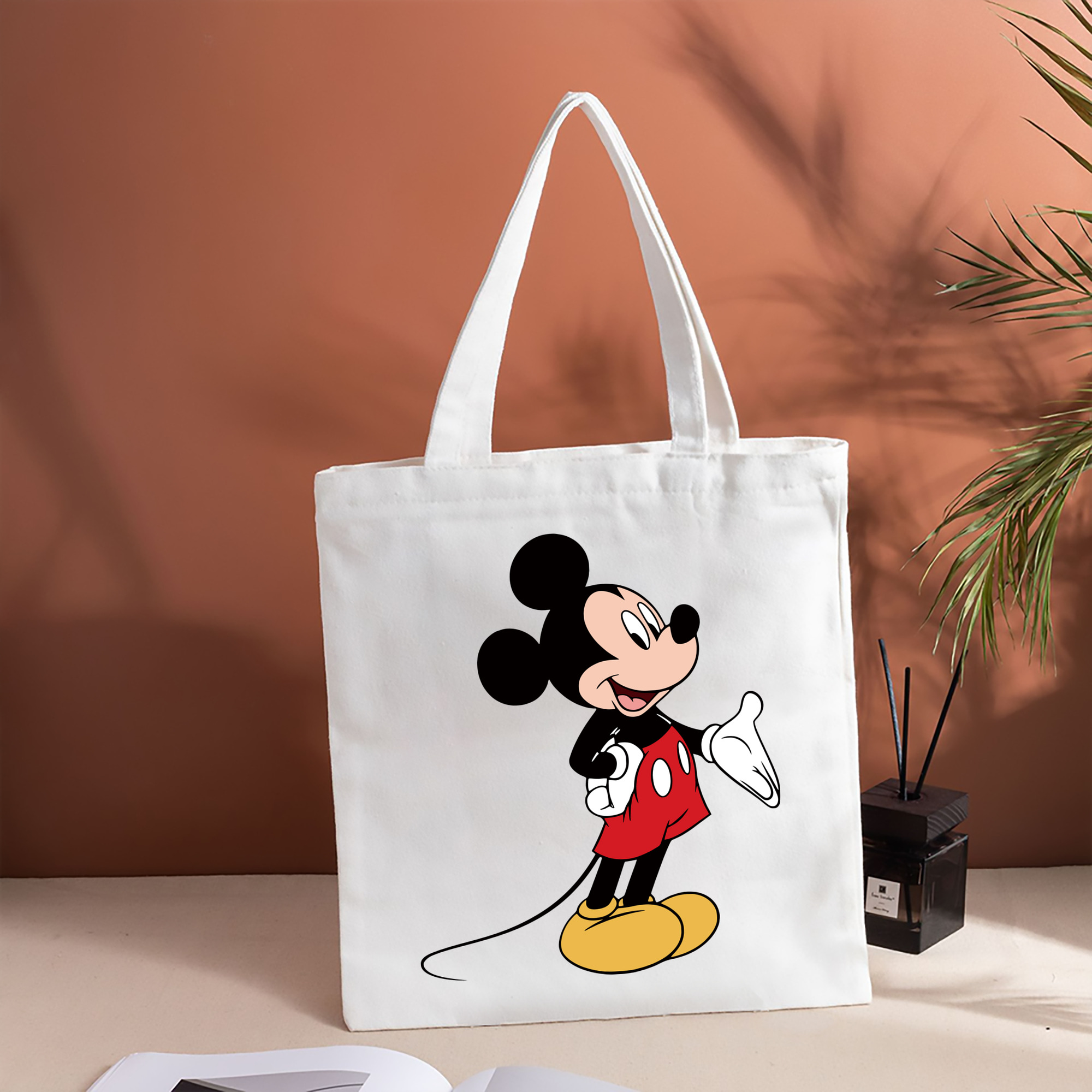 ミッキーマウス Mickey Mouse 縦型キャンバス生地手提げバッグ　トートバッグ