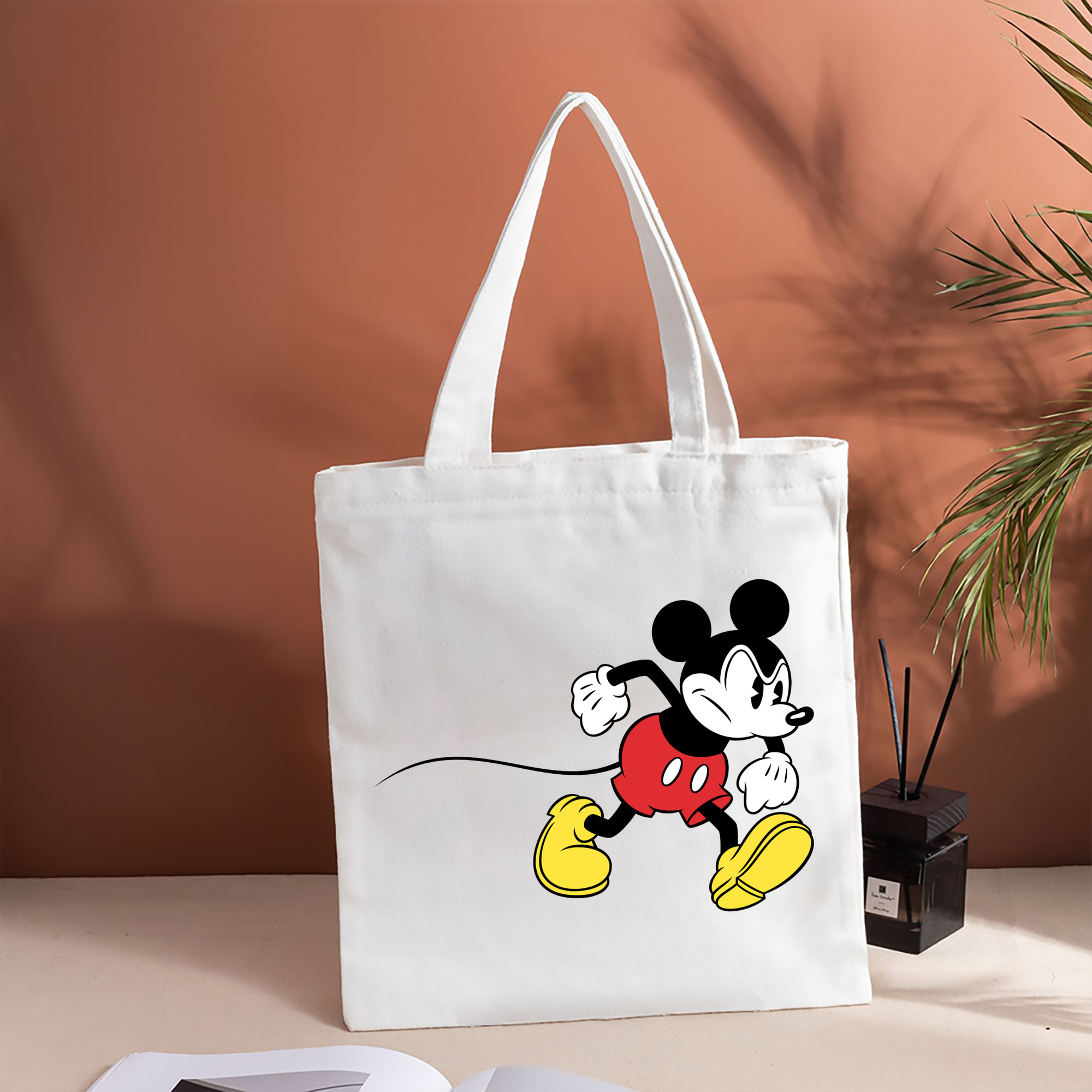 ミッキーマウス Mickey Mouse 縦型キャンバス生地手提げバッグ　トートバッグ