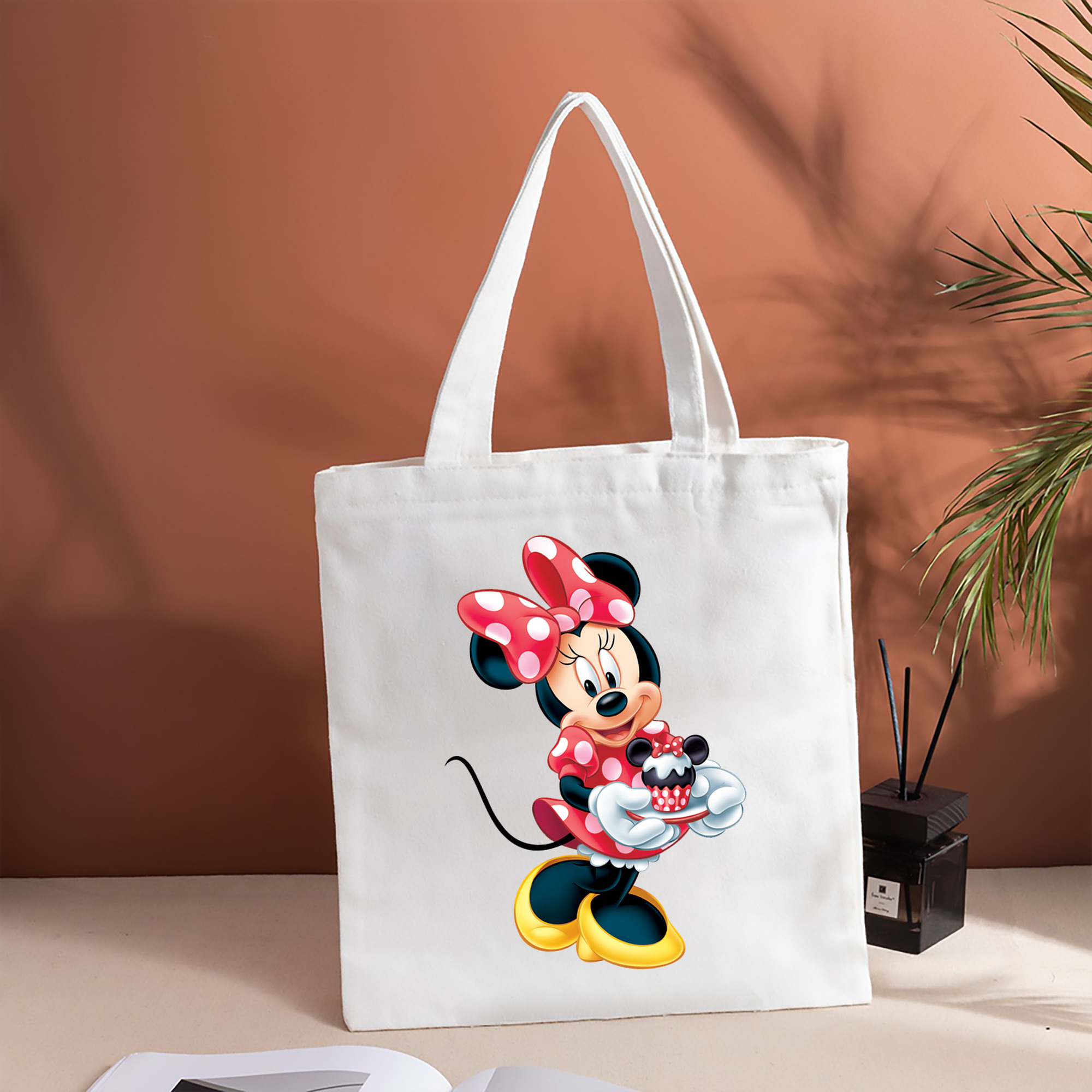 ミッキーマウス Mickey Mouse 縦型キャンバス生地手提げバッグ　トートバッグ