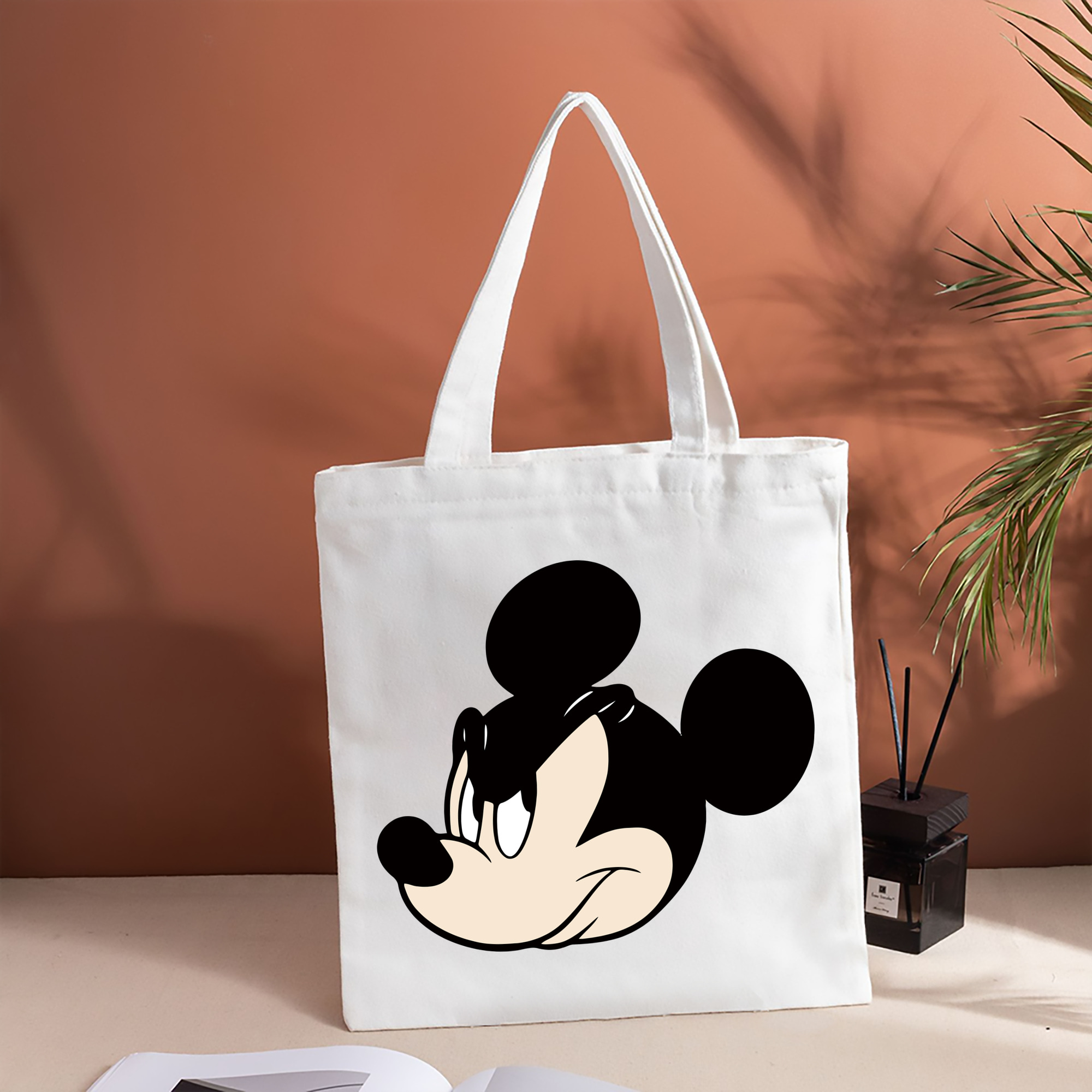 ミッキーマウス Mickey Mouse 縦型キャンバス生地手提げバッグ　トートバッグ