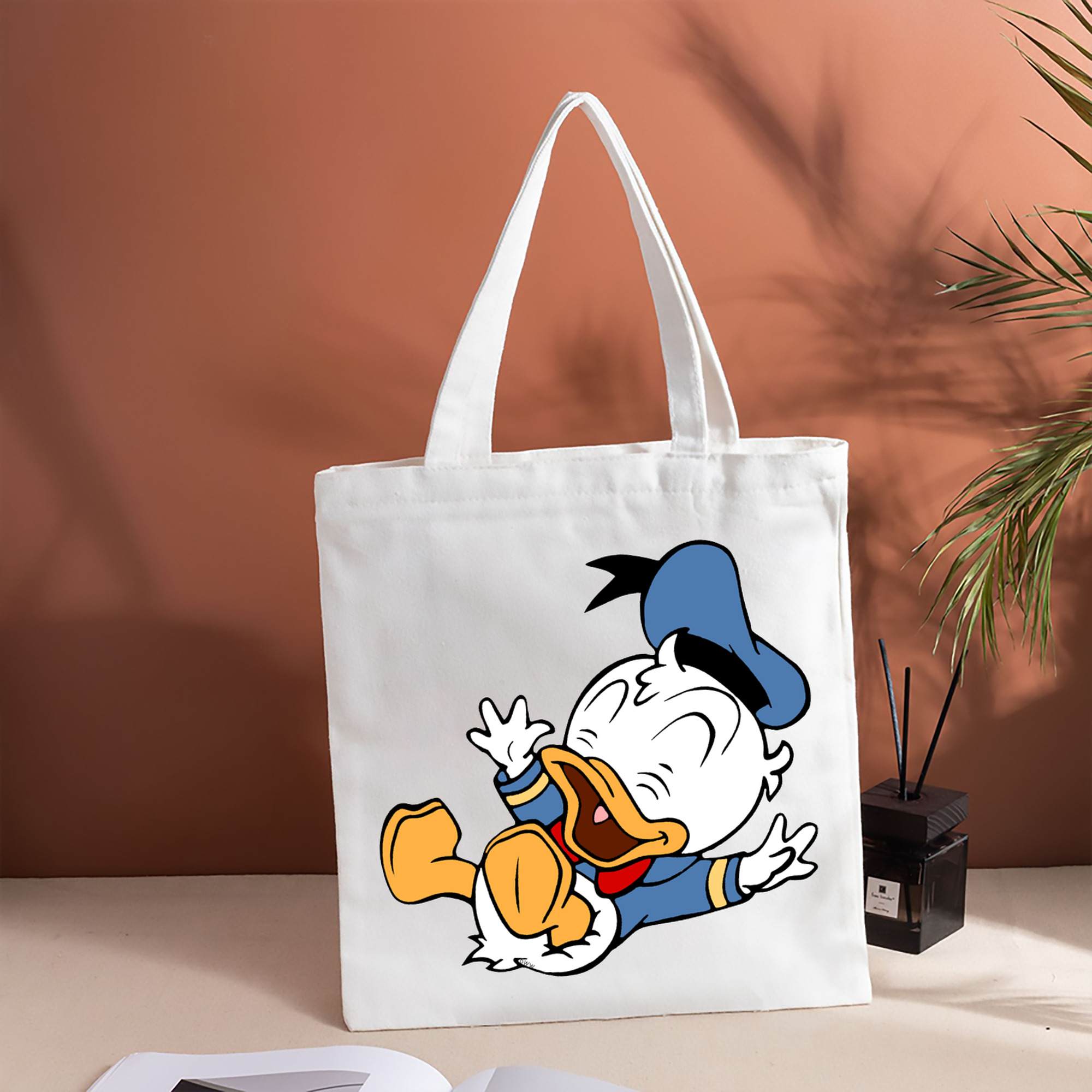 ミッキーマウス Mickey Mouse 縦型キャンバス生地手提げバッグ　トートバッグ