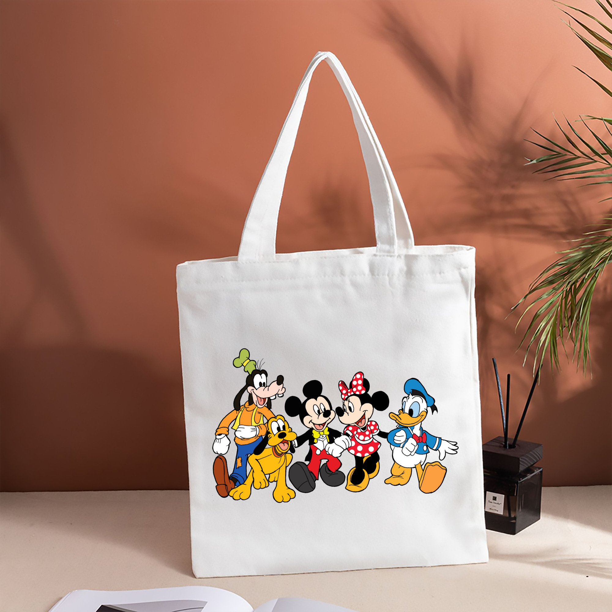 ミッキーマウス Mickey Mouse 縦型キャンバス生地手提げバッグ　トートバッグ