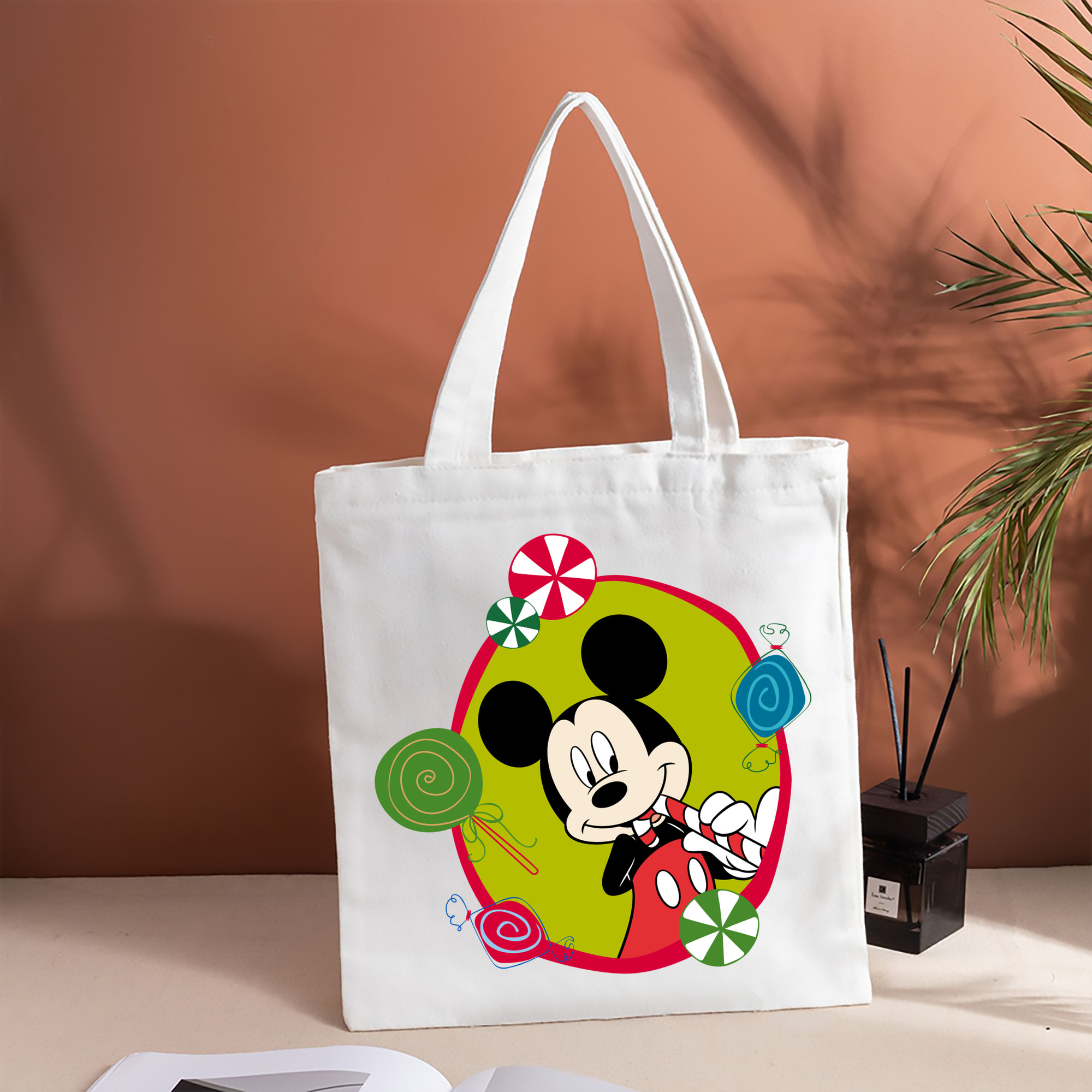 ミッキーマウス Mickey Mouse 縦型キャンバス生地手提げバッグ　トートバッグ