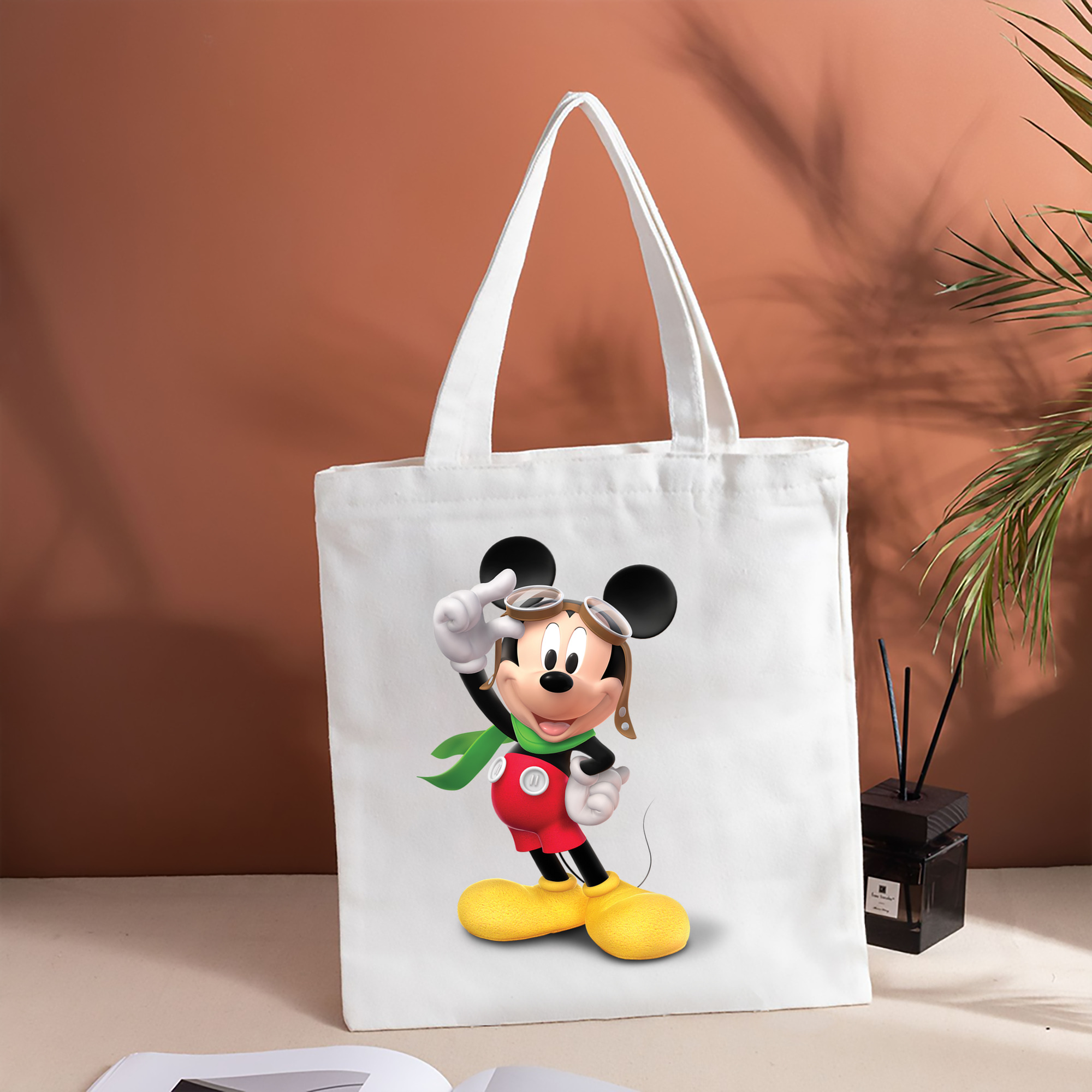 ミッキーマウス Mickey Mouse 縦型キャンバス生地手提げバッグ　トートバッグ
