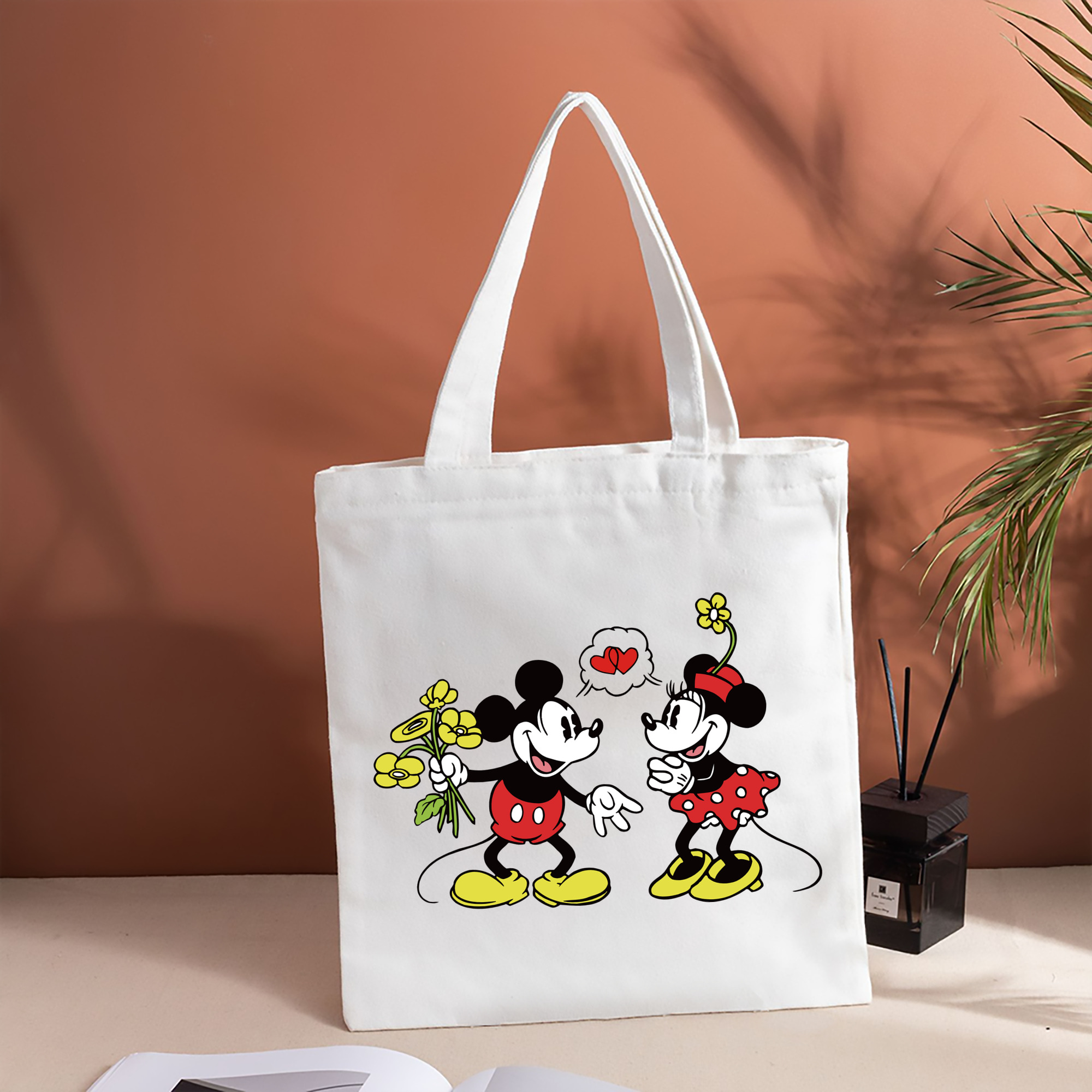 ミッキーマウス Mickey Mouse 縦型キャンバス生地手提げバッグ　トートバッグ