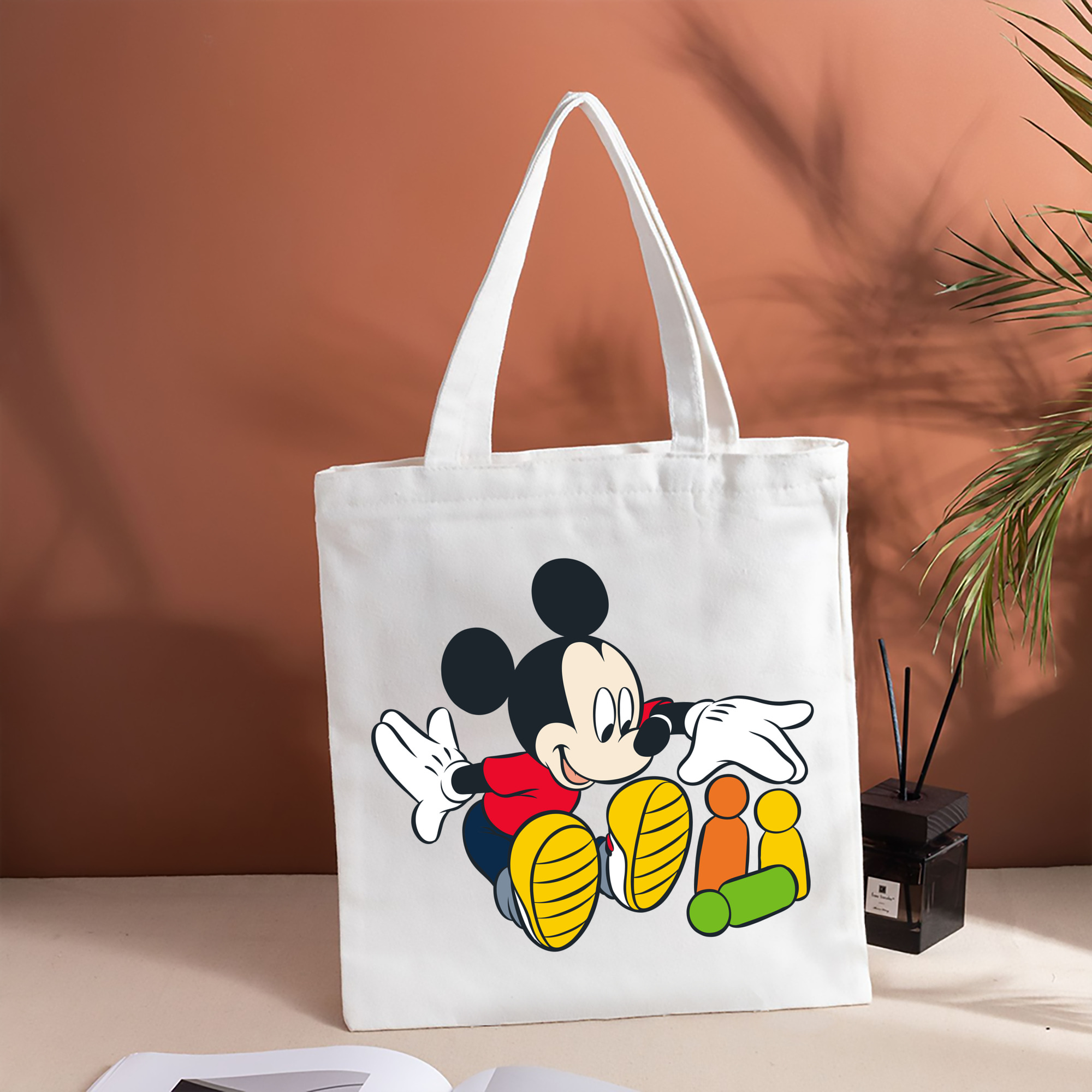 ミッキーマウス Mickey Mouse 縦型キャンバス生地手提げバッグ　トートバッグ