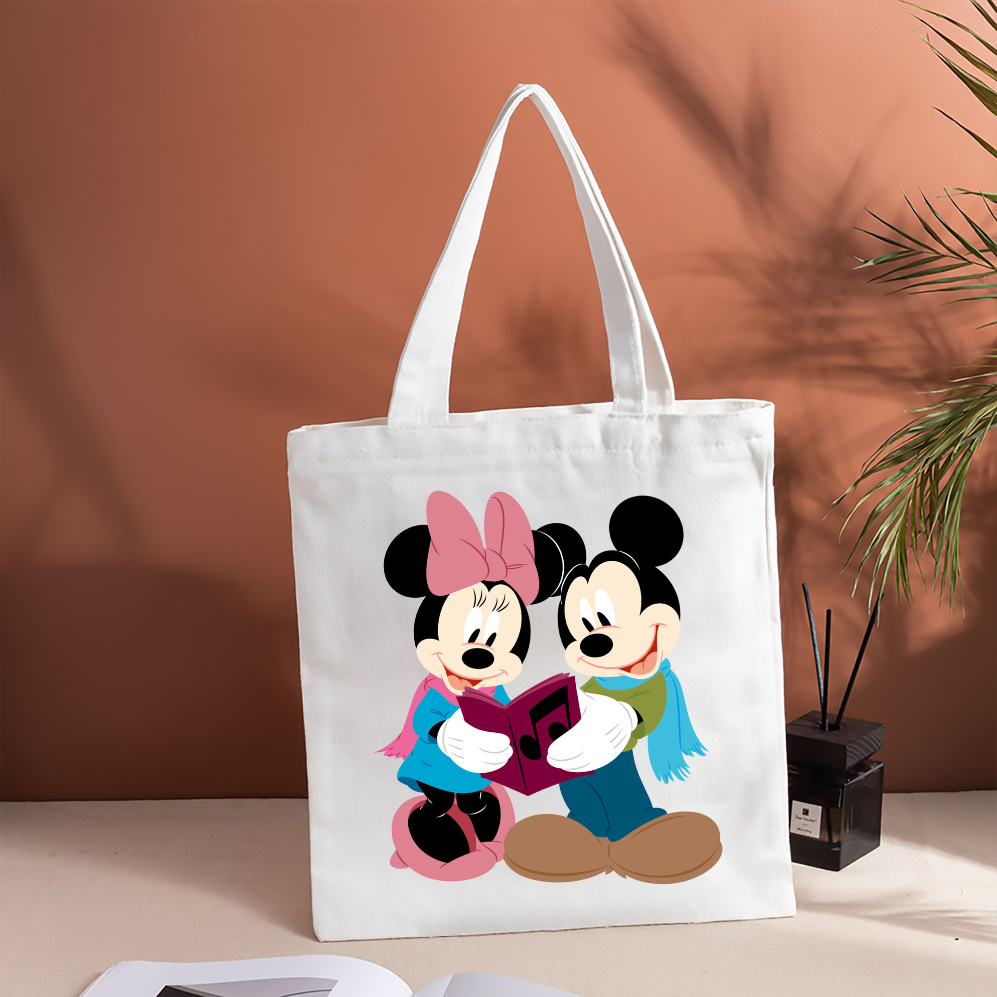 ミッキーマウス Mickey Mouse 縦型キャンバス生地手提げバッグ　トートバッグ